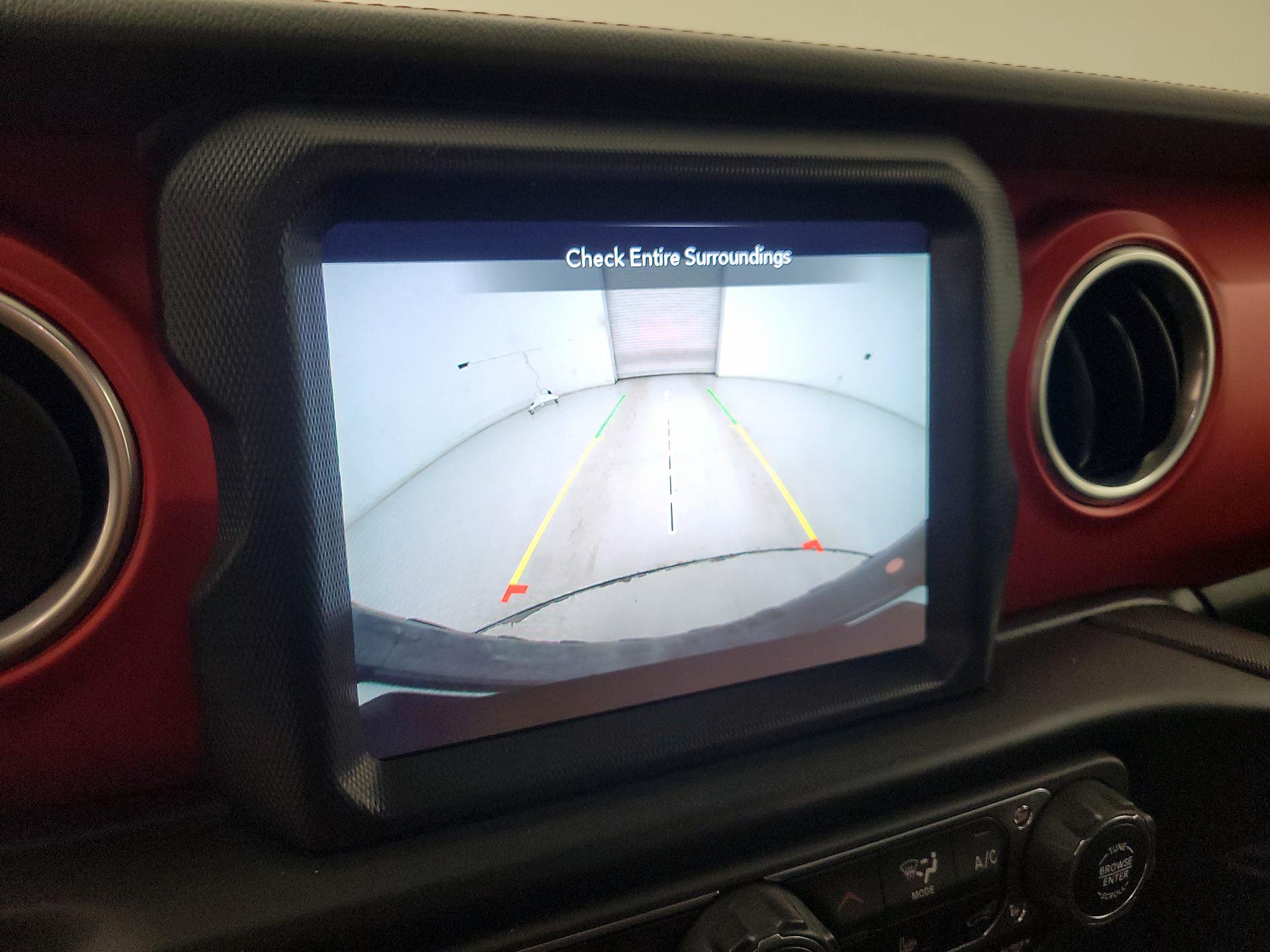 Thumbnail: 2021 Jeep Wrangler - 15