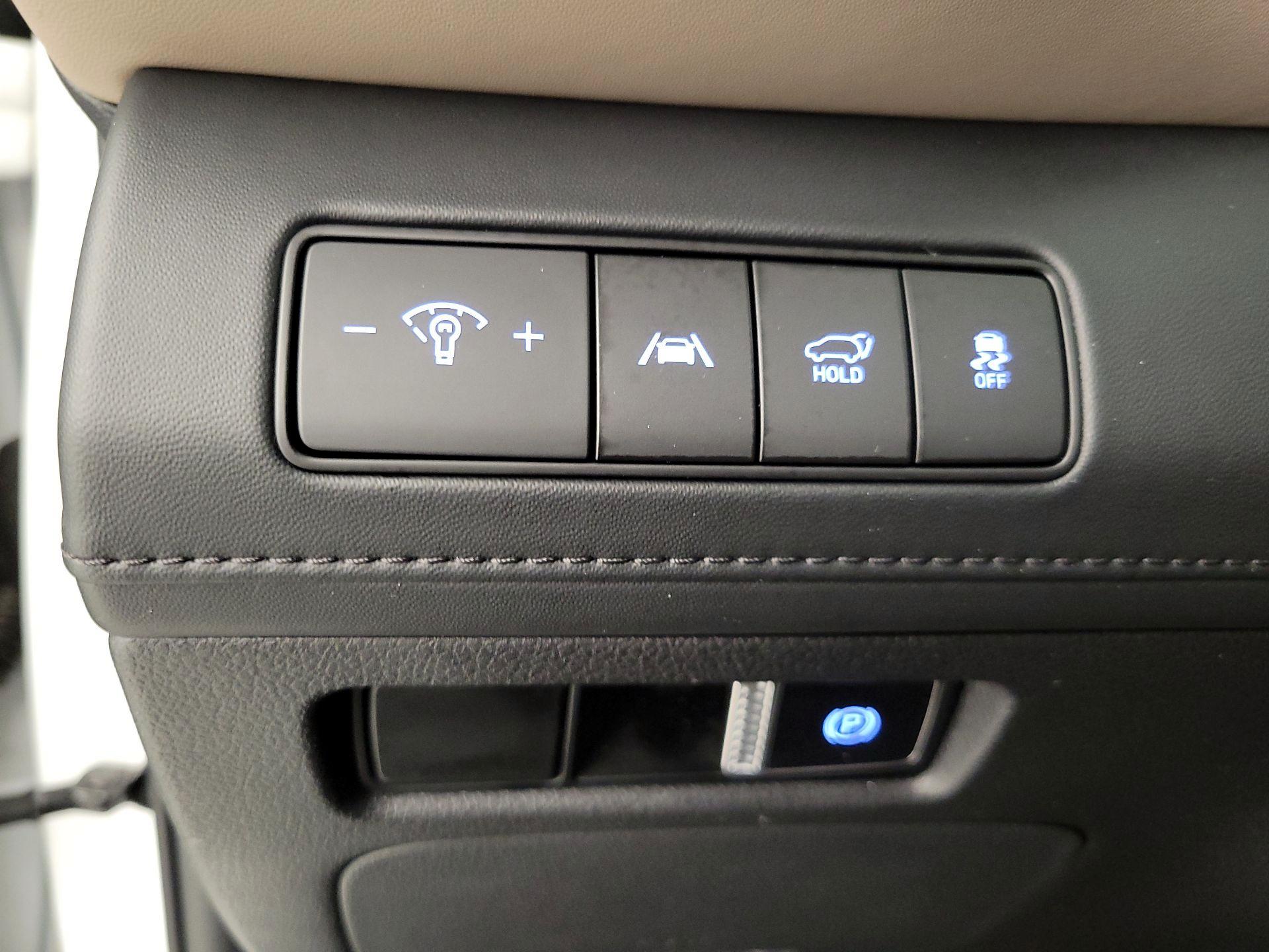 Thumbnail: 2022 Hyundai Santa Fe - 13