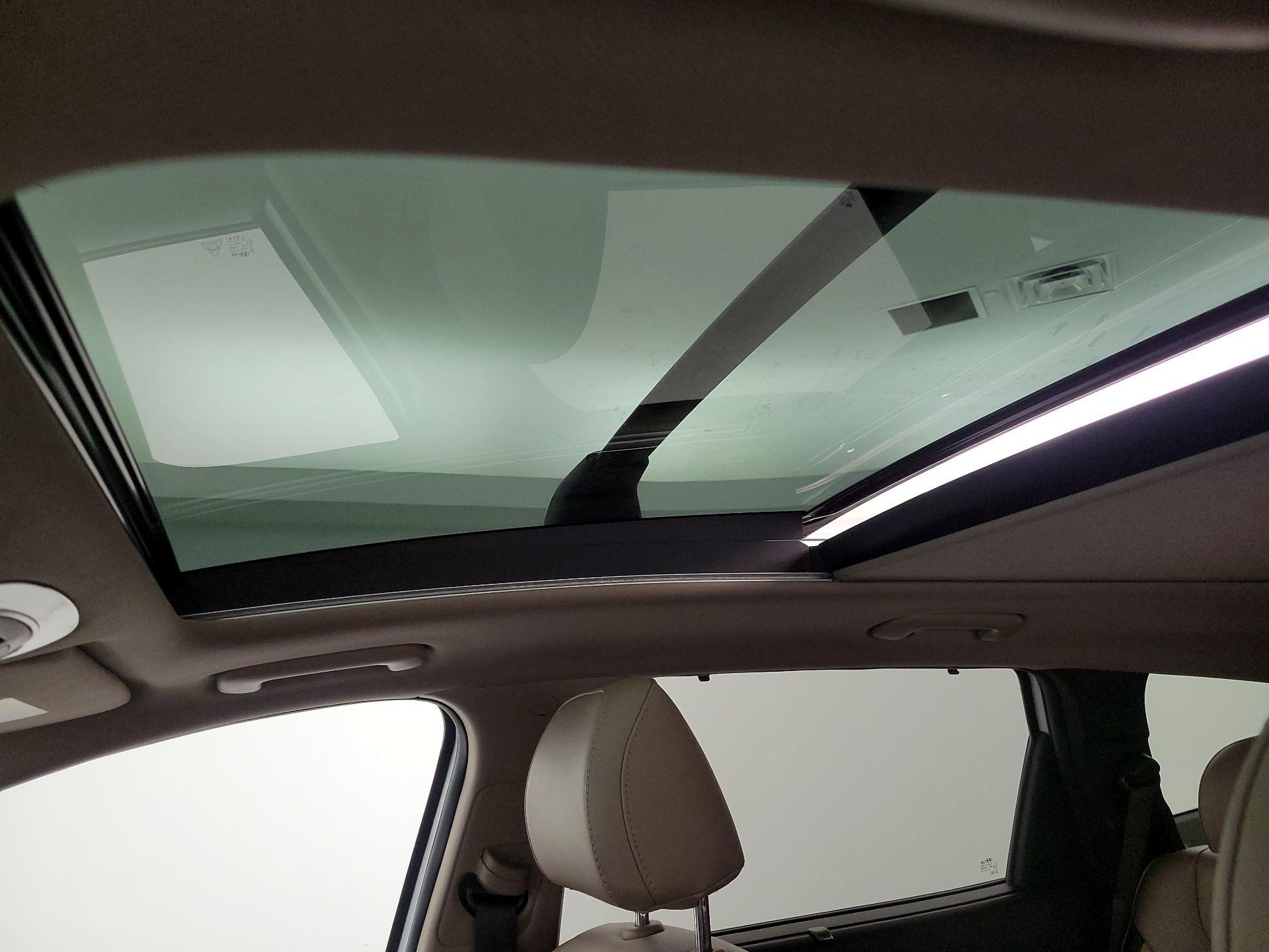 Thumbnail: 2022 Hyundai Santa Fe - 19