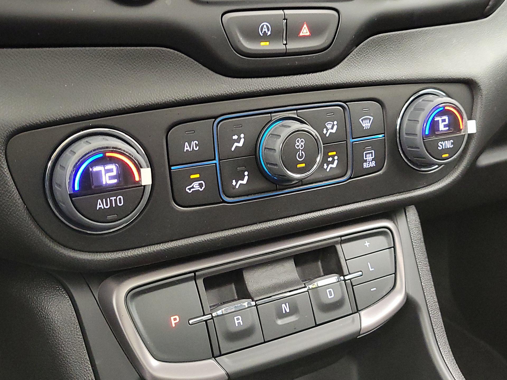 Thumbnail: 2024 GMC Terrain - 17