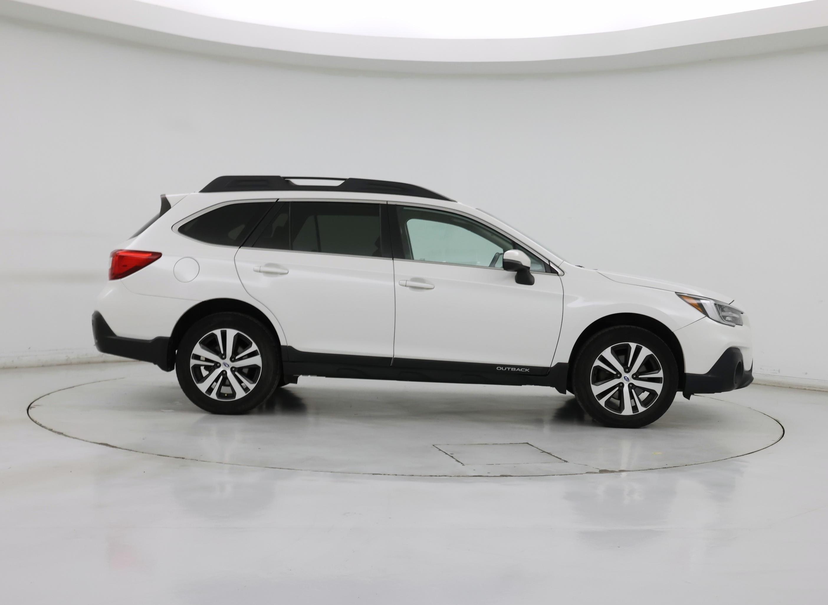 Thumbnail: 2018 Subaru Outback - 7