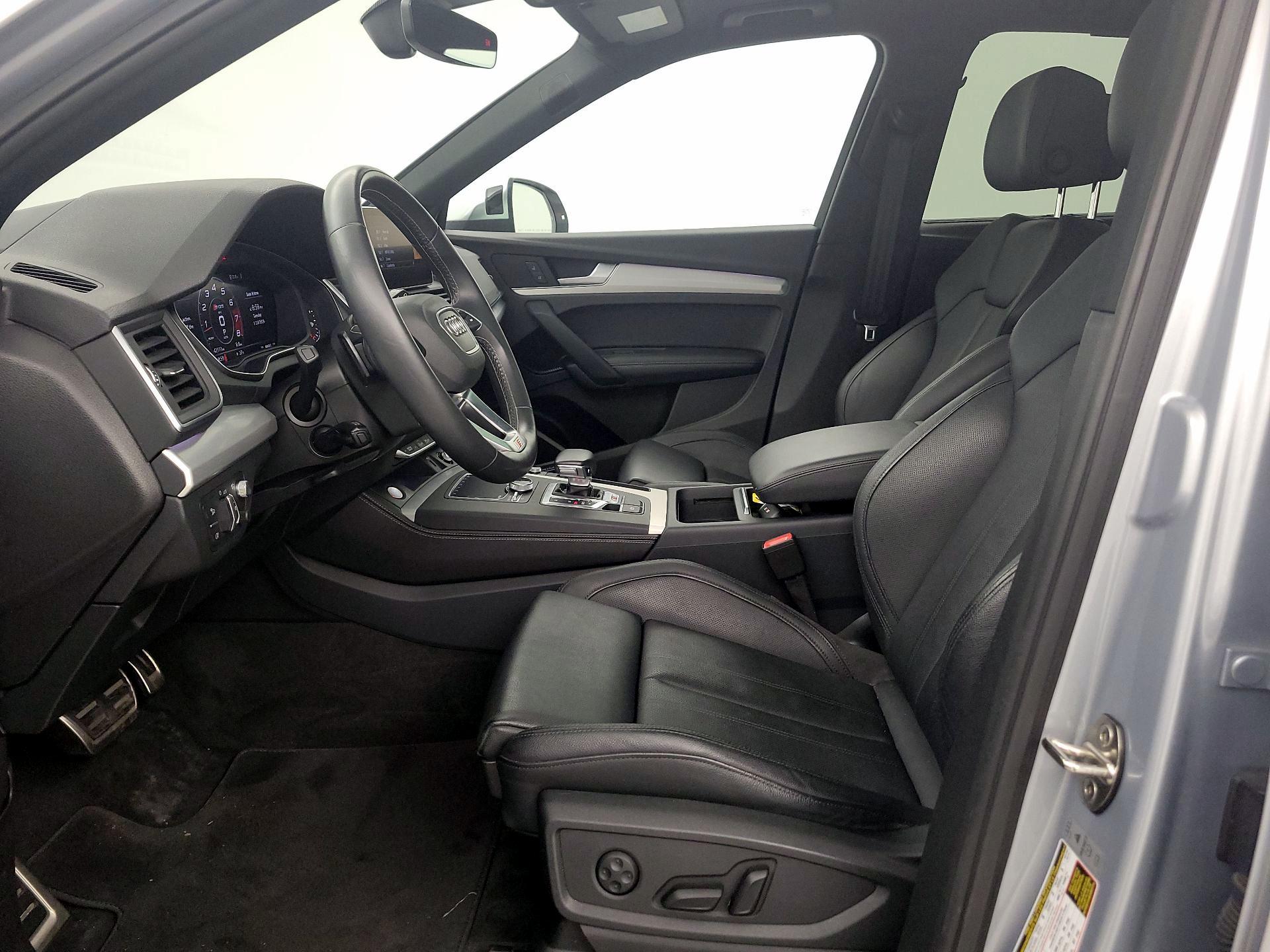 Thumbnail: 2018 Audi SQ5 - 11