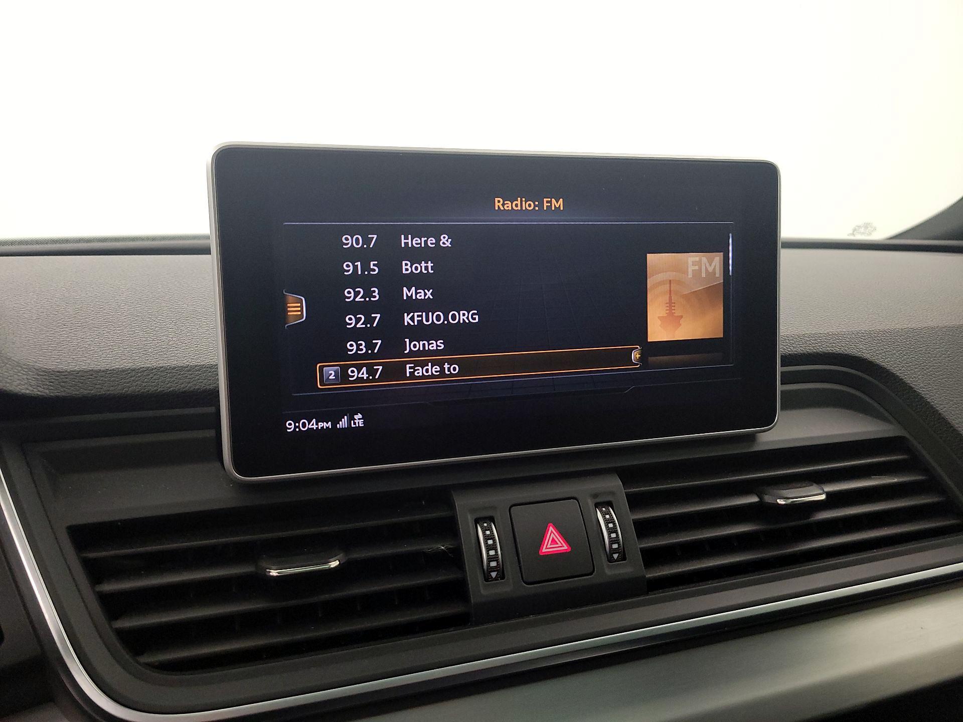 Thumbnail: 2018 Audi SQ5 - 16