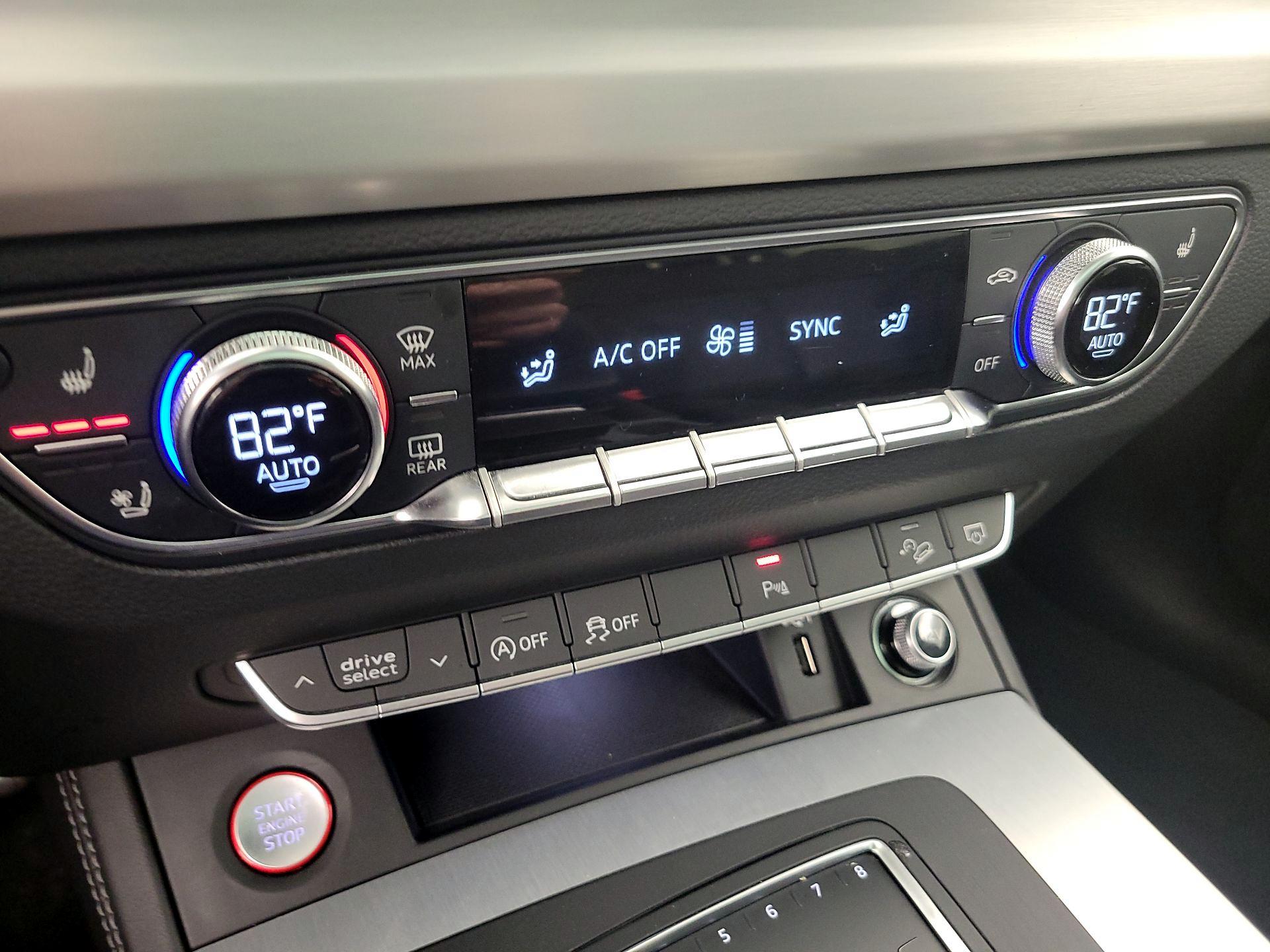 Thumbnail: 2018 Audi SQ5 - 17