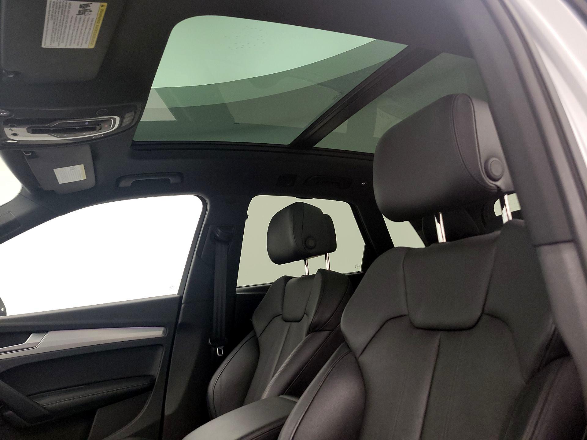 Thumbnail: 2018 Audi SQ5 - 20