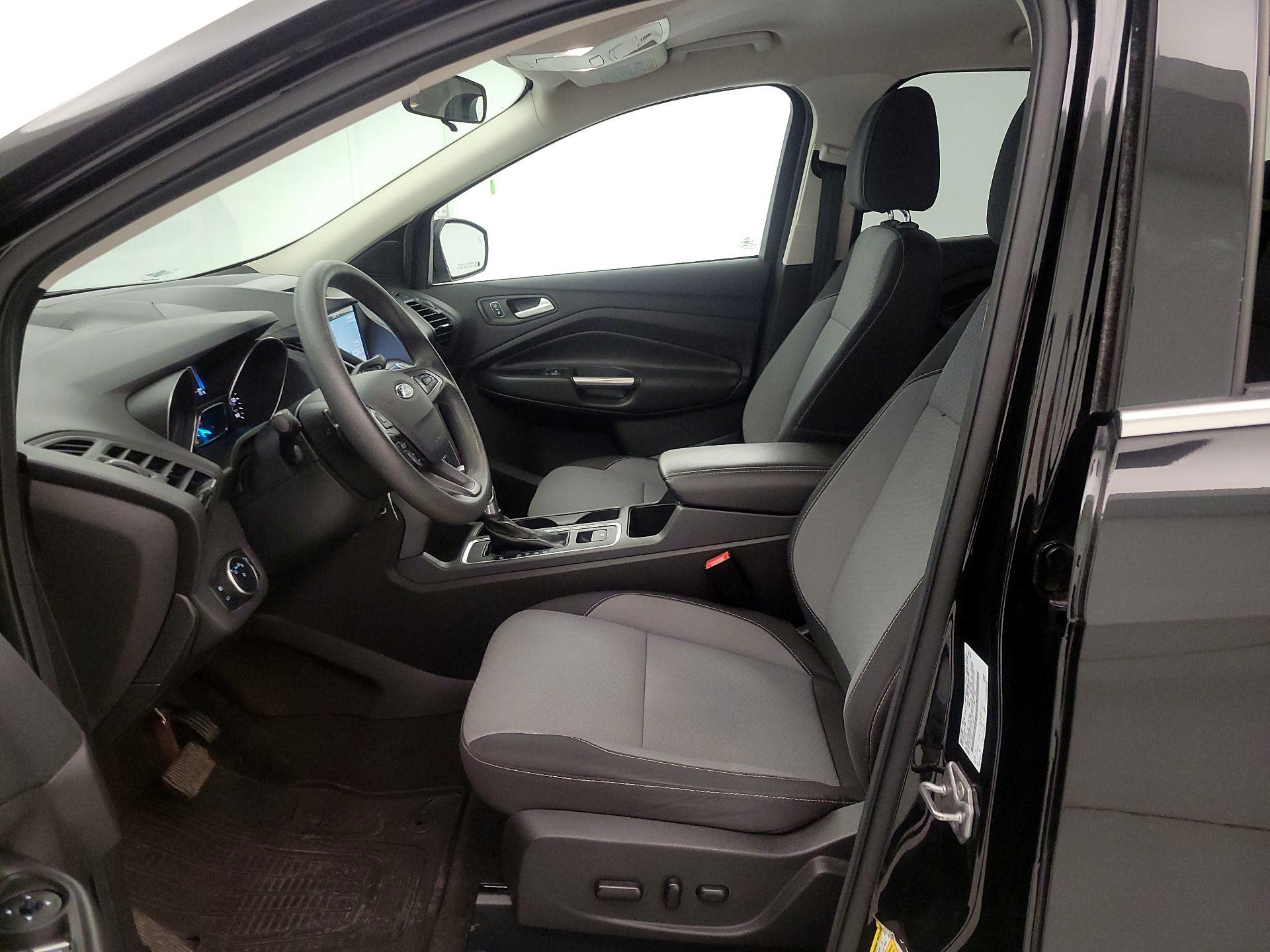 Thumbnail: 2017 Ford Escape - 11