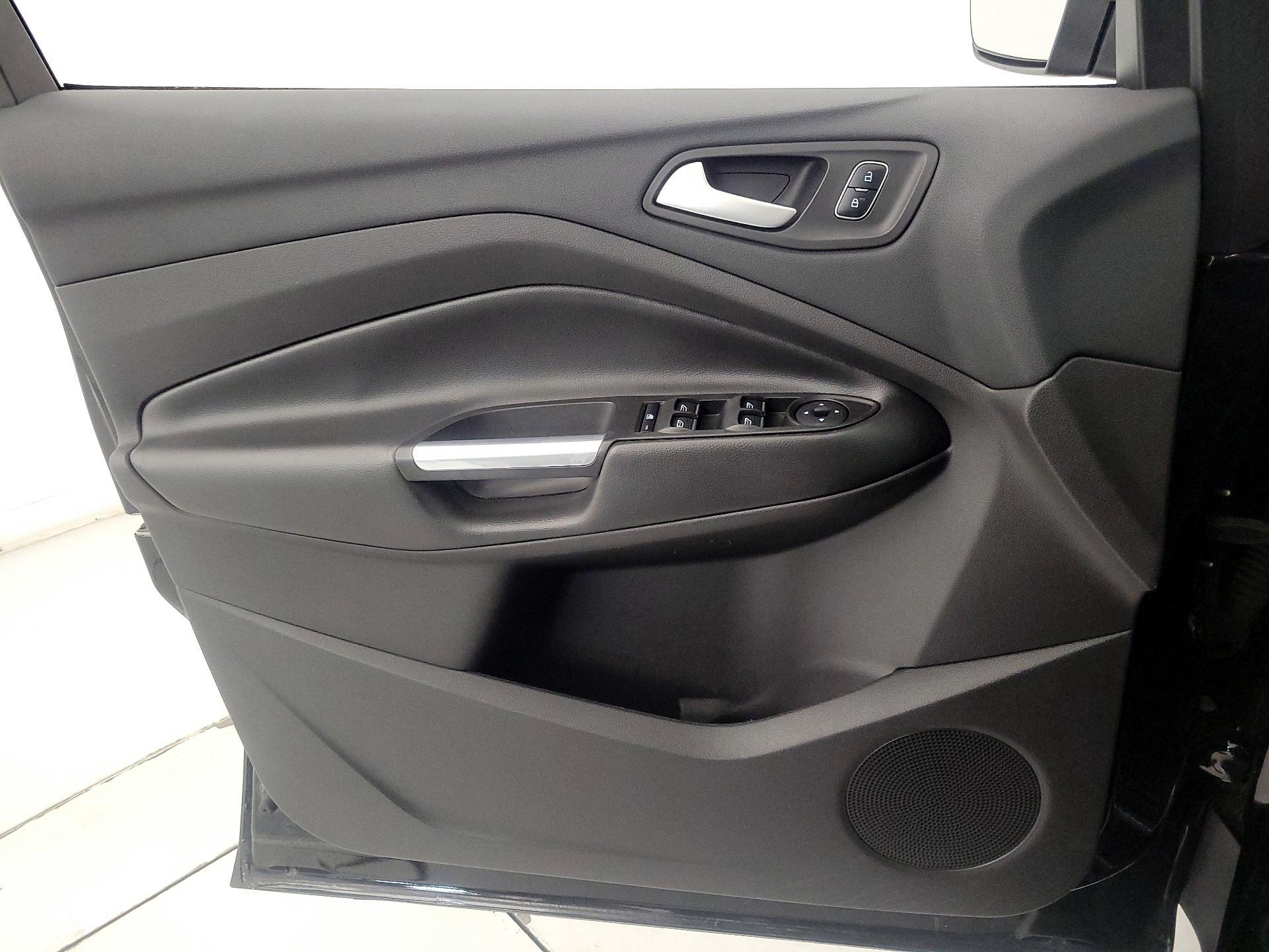 Thumbnail: 2017 Ford Escape - 12