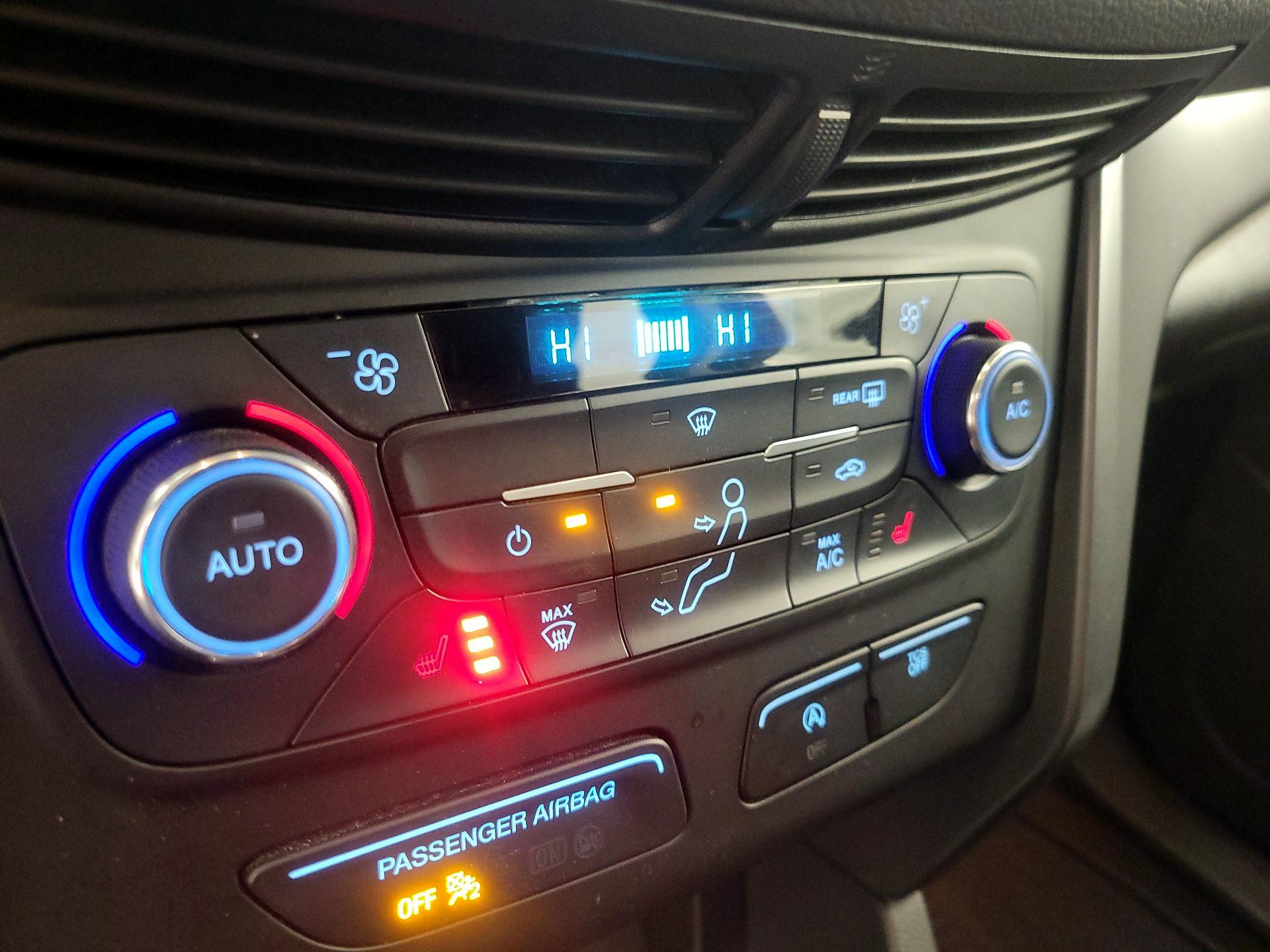 Thumbnail: 2017 Ford Escape - 16