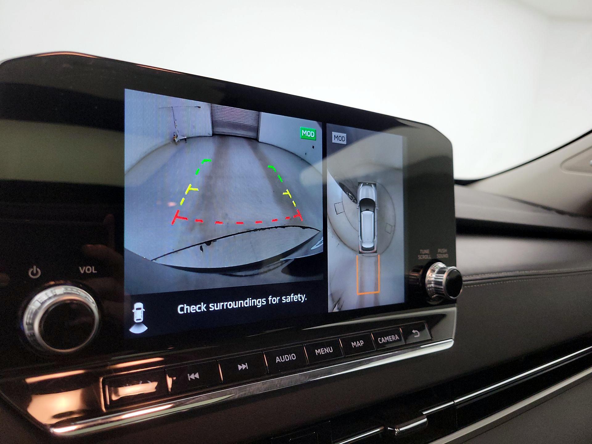 Thumbnail: 2024 Mitsubishi Outlander - 15