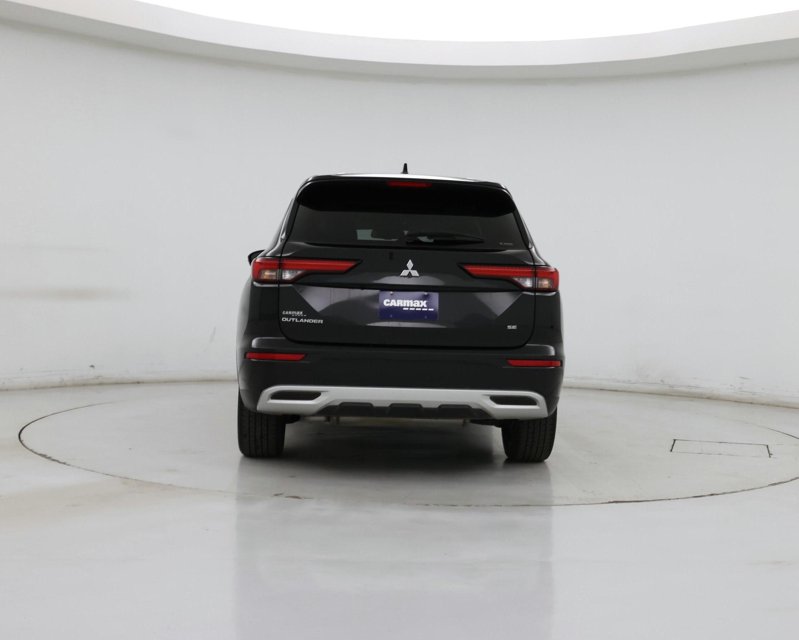 Thumbnail: 2024 Mitsubishi Outlander - 6