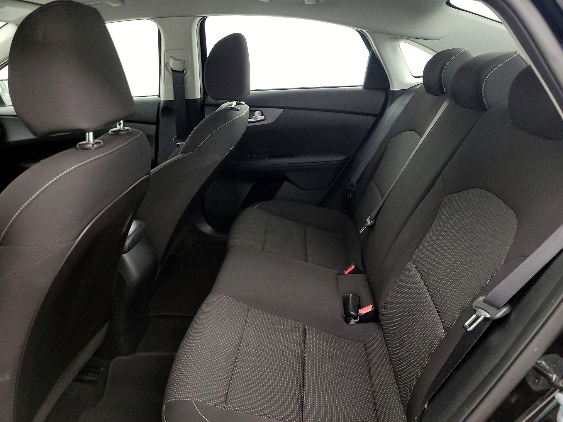 Thumbnail: 2020 Kia Forte - 19