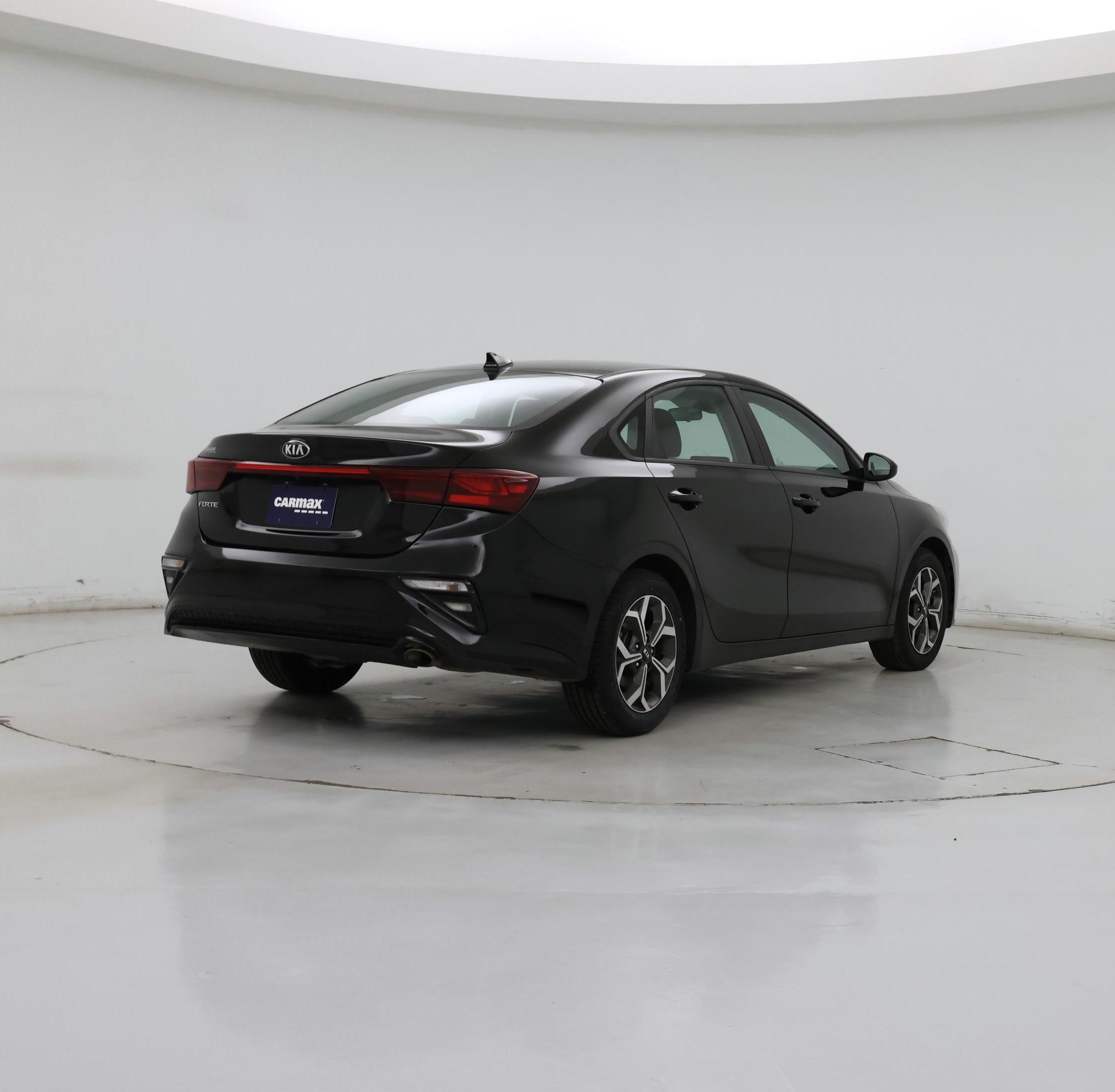 Thumbnail: 2020 Kia Forte - 8