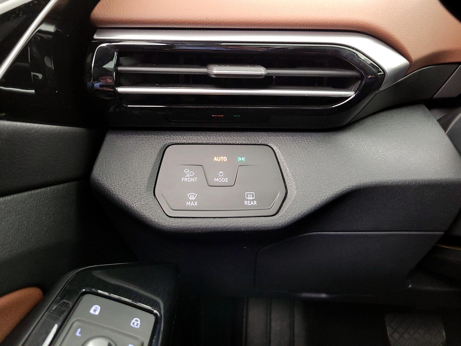 Thumbnail: 2021 Volkswagen ID.4 - 13