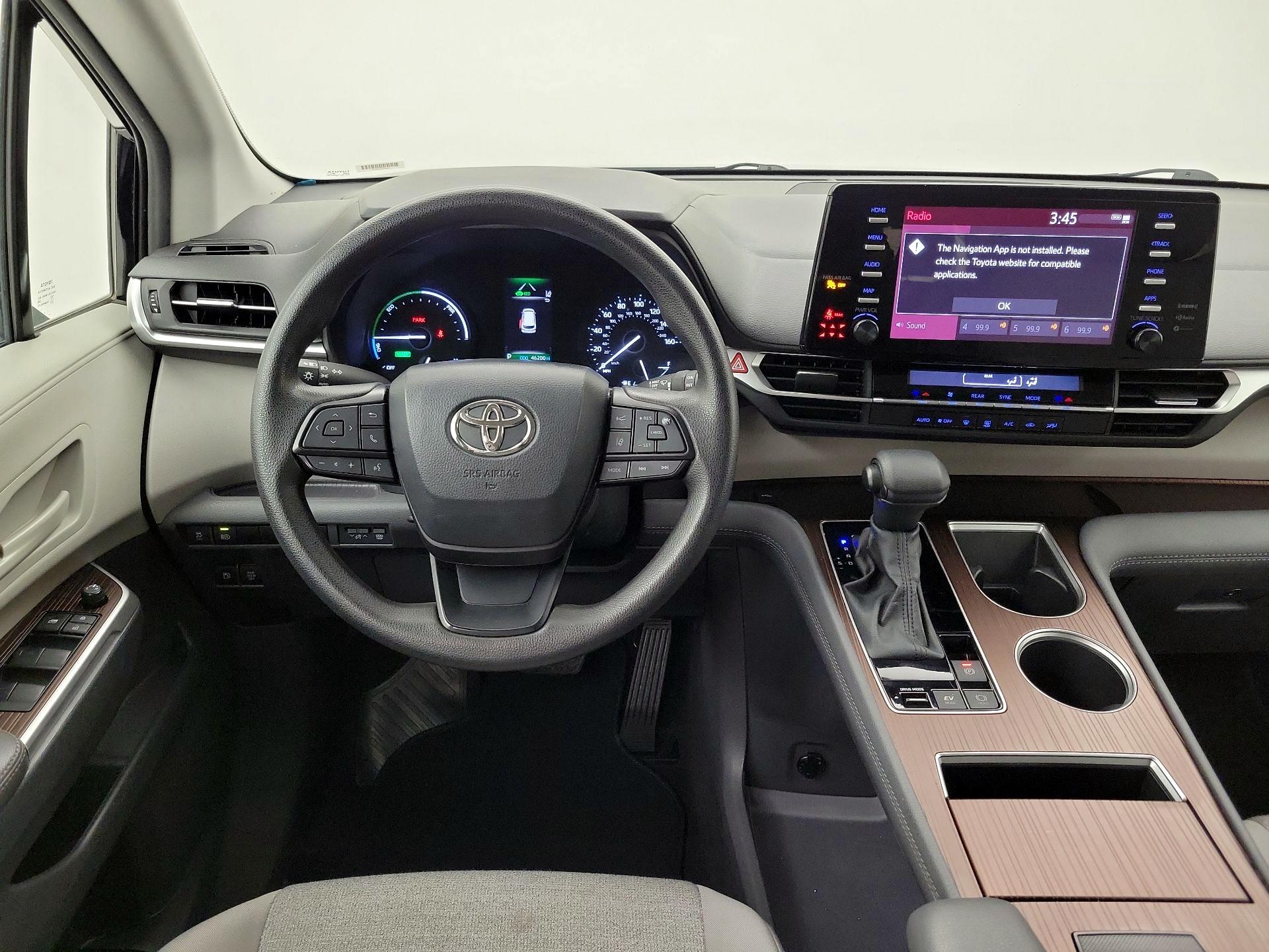 Thumbnail: 2024 Toyota Sienna - 10