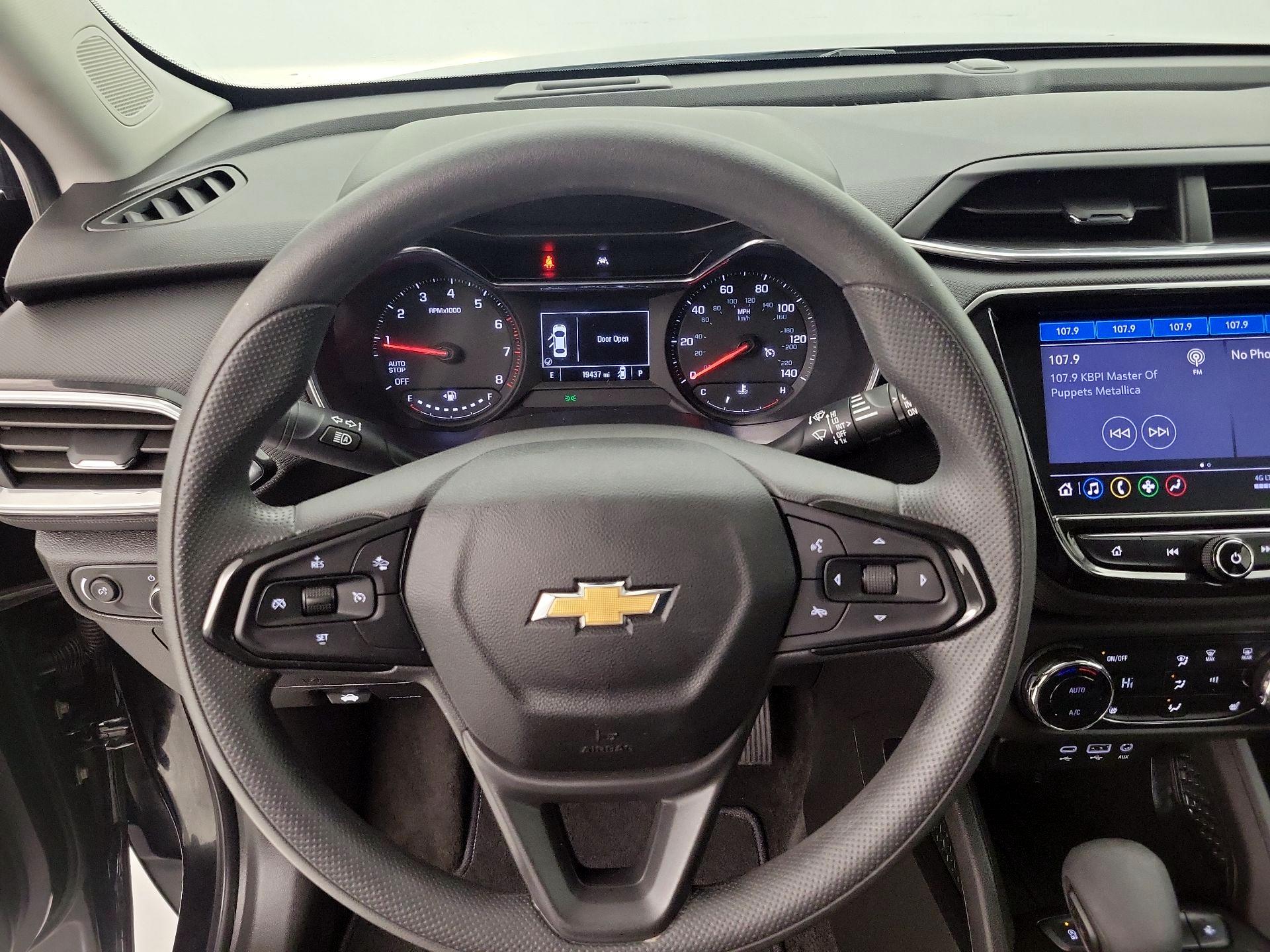 Thumbnail: 2023 Chevrolet TrailBlazer - 10