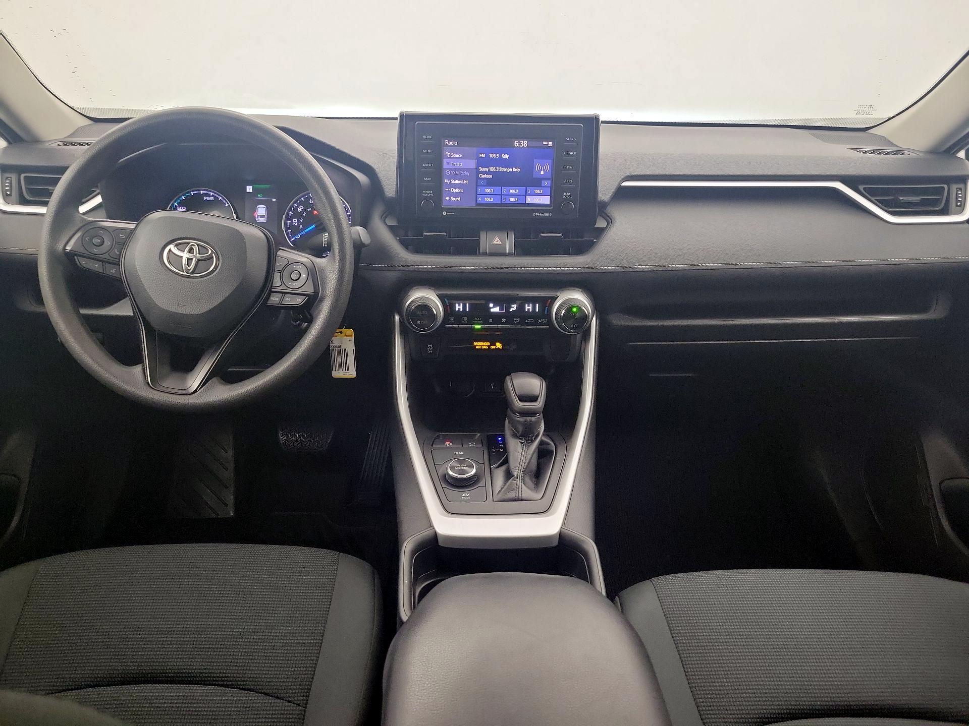 Thumbnail: 2021 Toyota RAV4 - 9