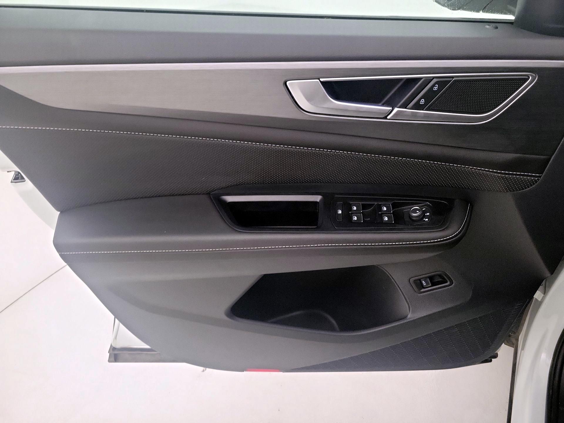 Thumbnail: 2025 Volkswagen Atlas - 12