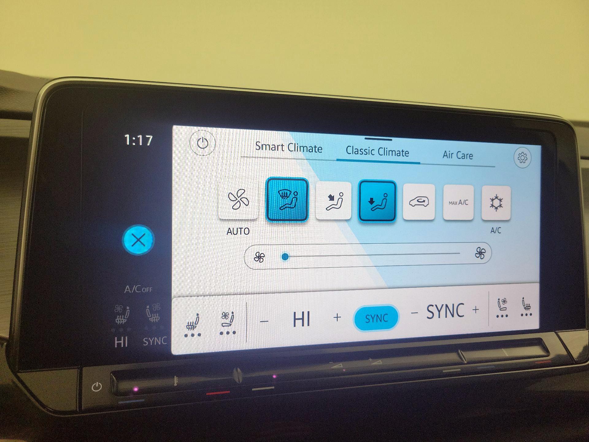 Thumbnail: 2025 Volkswagen Atlas - 16