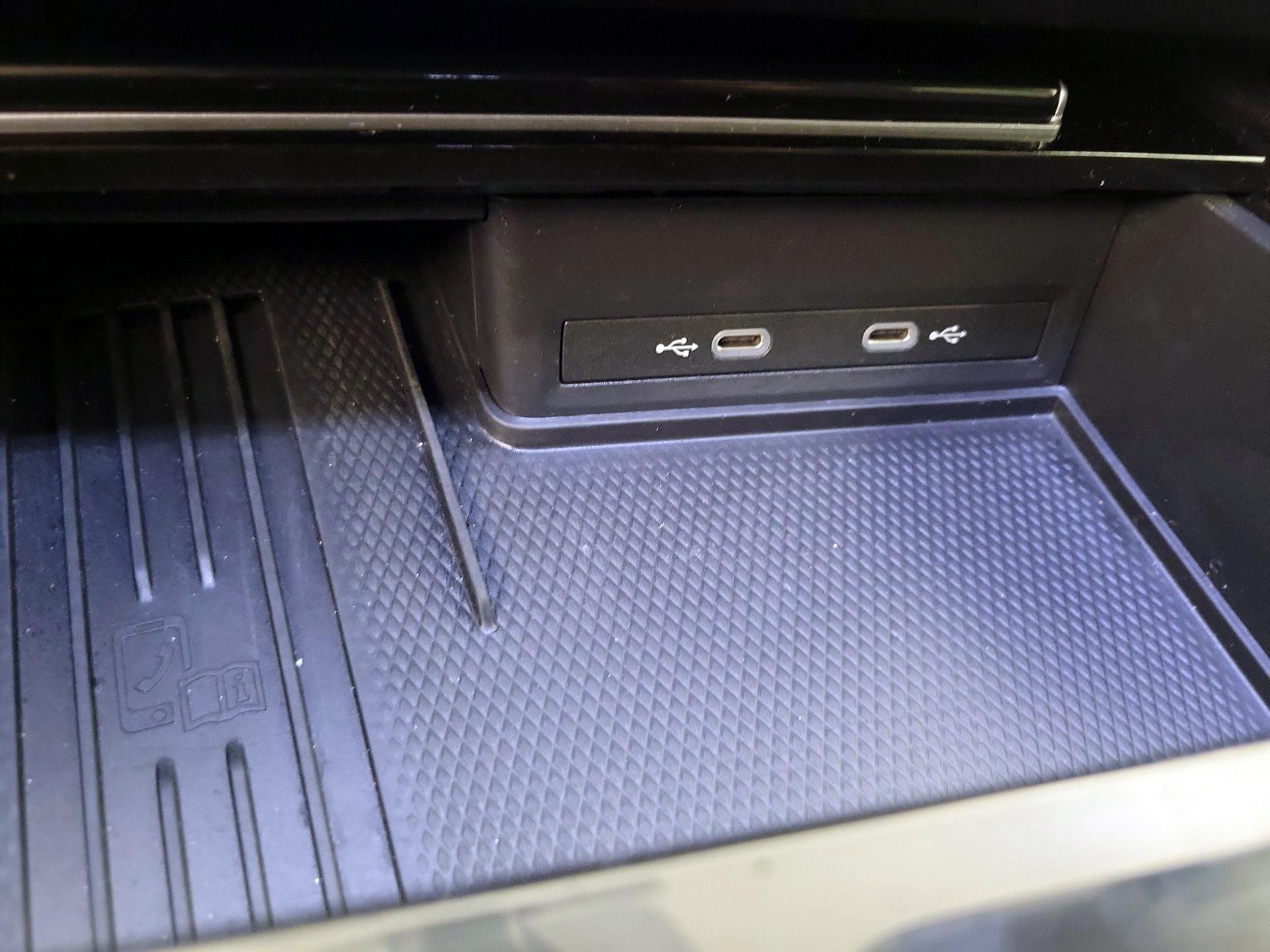 Thumbnail: 2025 Volkswagen Atlas - 18