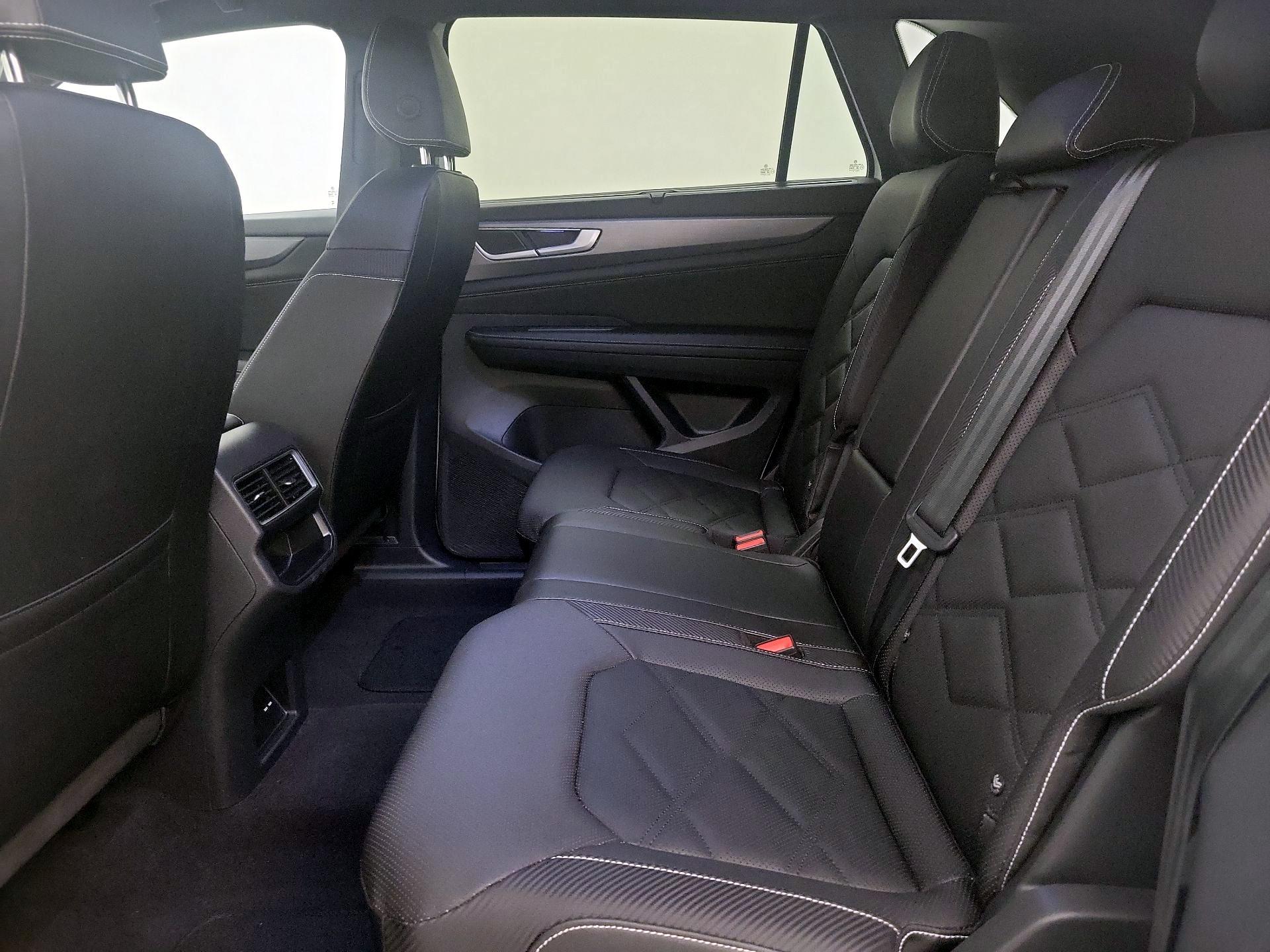 Thumbnail: 2025 Volkswagen Atlas - 19