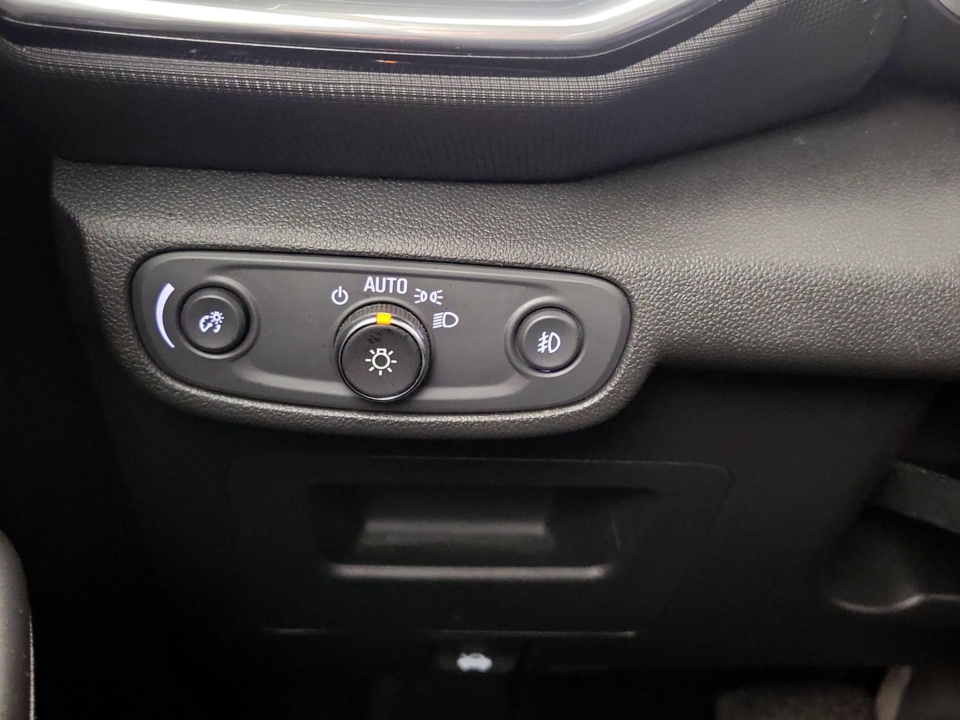 Thumbnail: 2023 Chevrolet TrailBlazer - 13