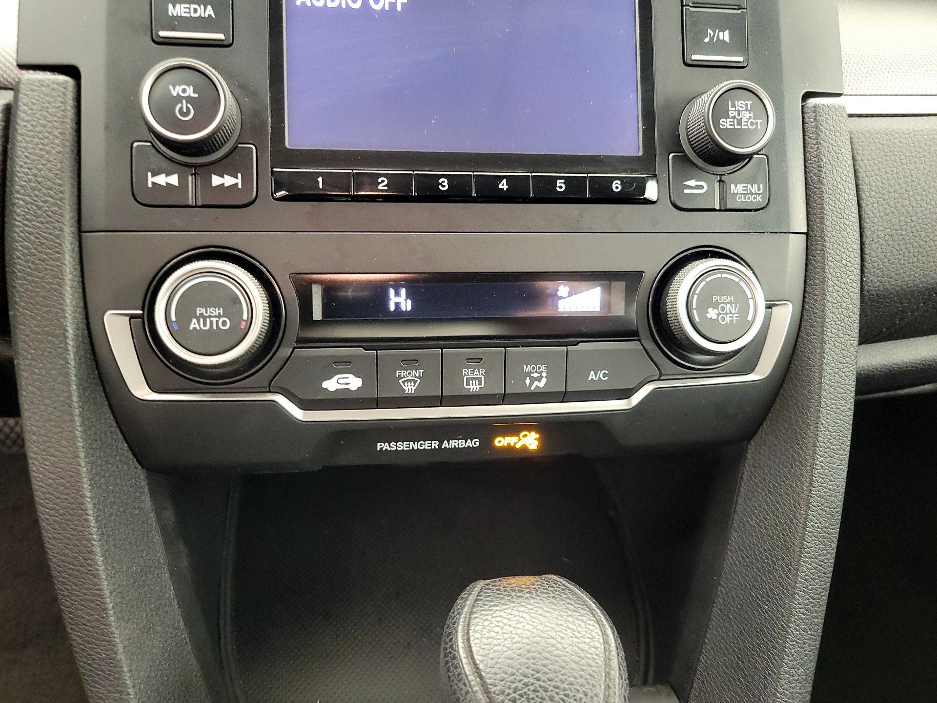 Thumbnail: 2018 Honda Civic - 16