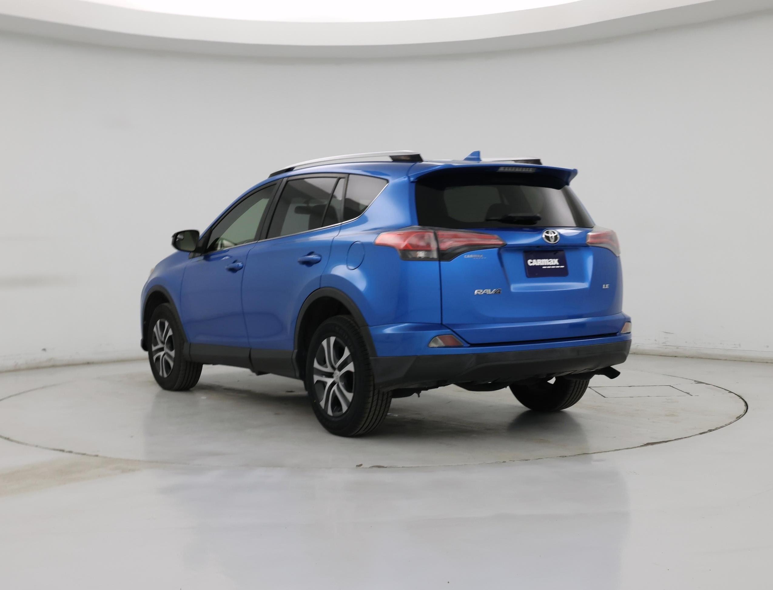 Thumbnail: 2016 Toyota RAV4 - 2