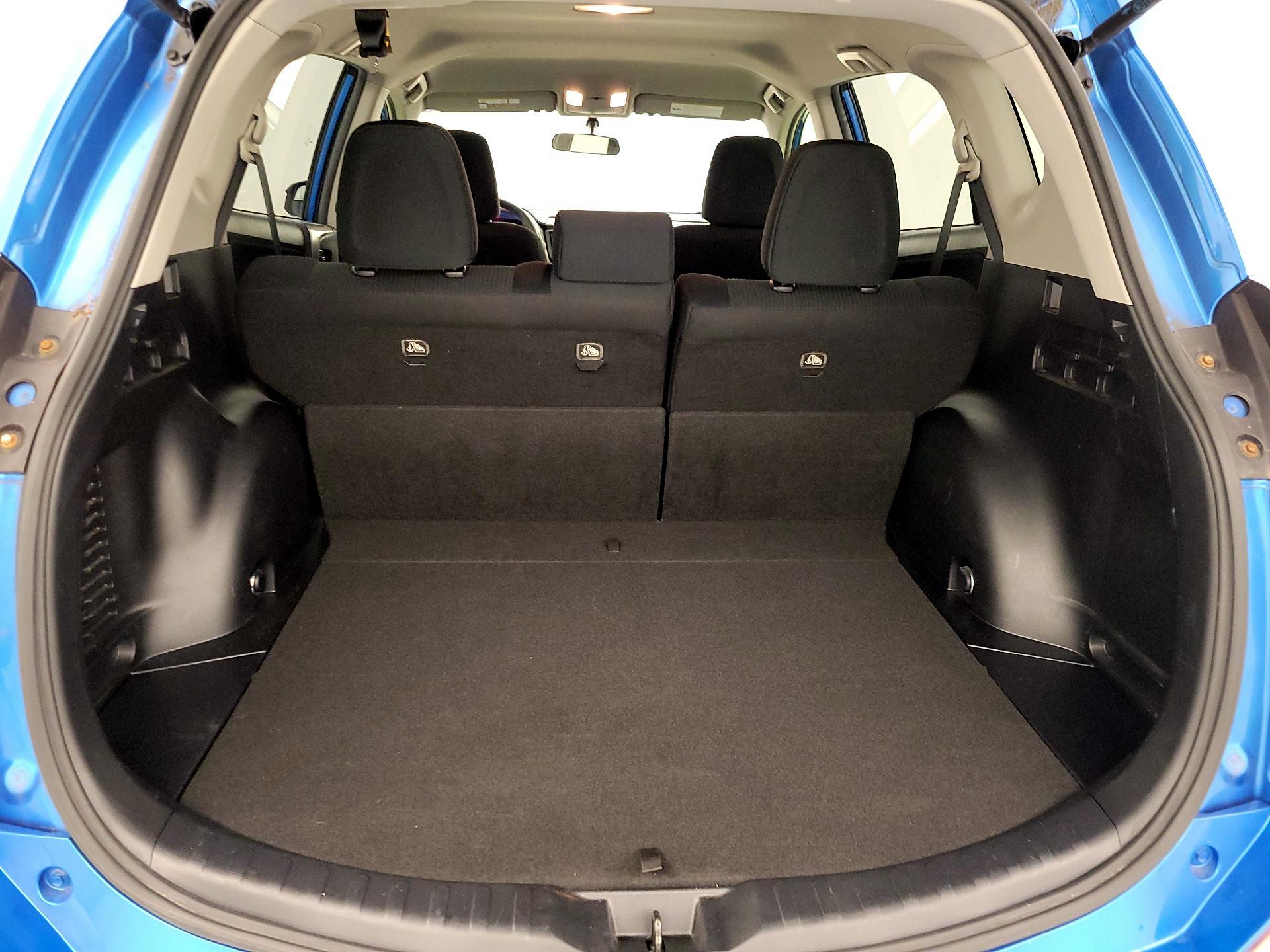 Thumbnail: 2016 Toyota RAV4 - 20