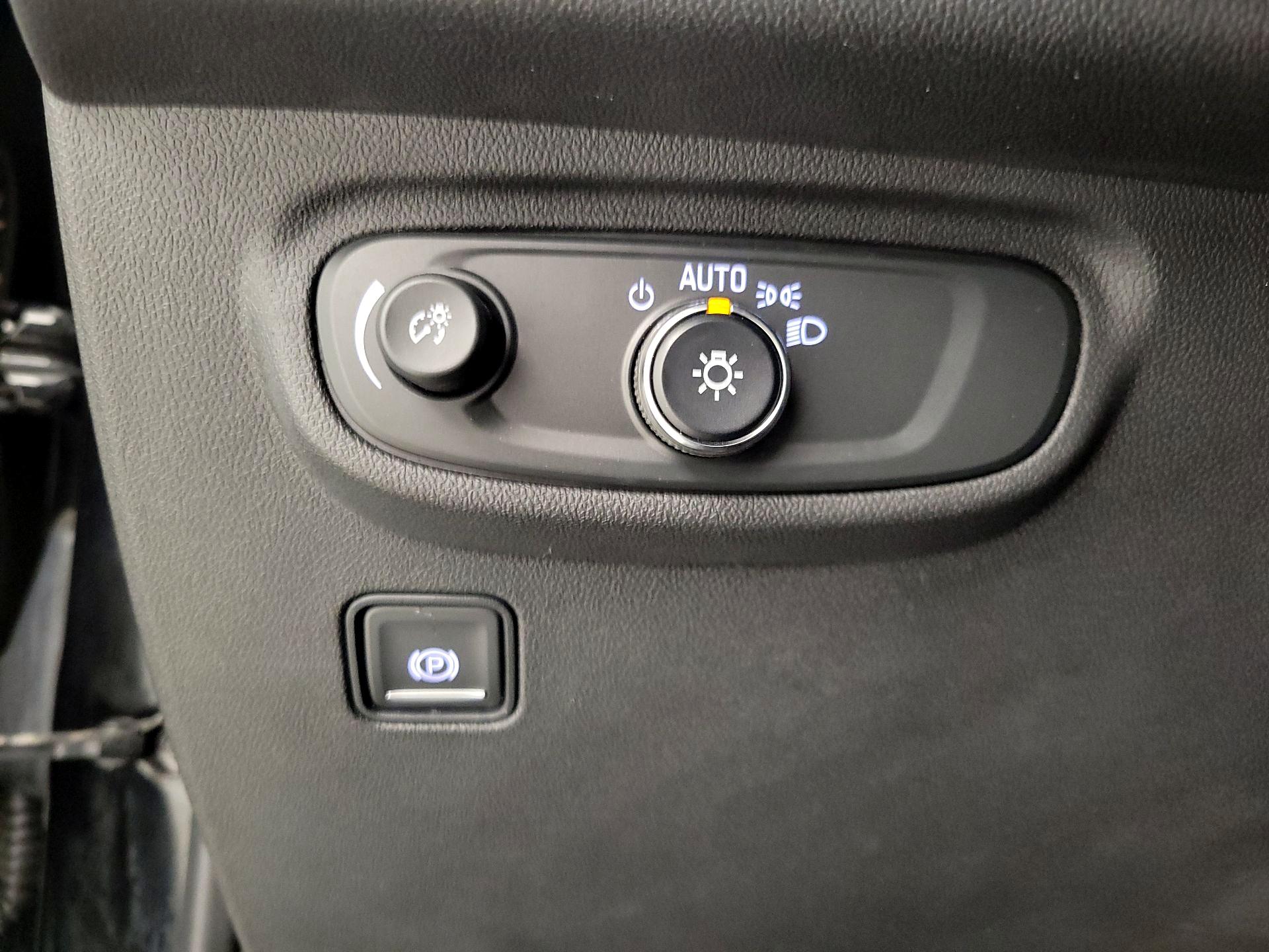 Thumbnail: 2022 GMC Terrain - 13