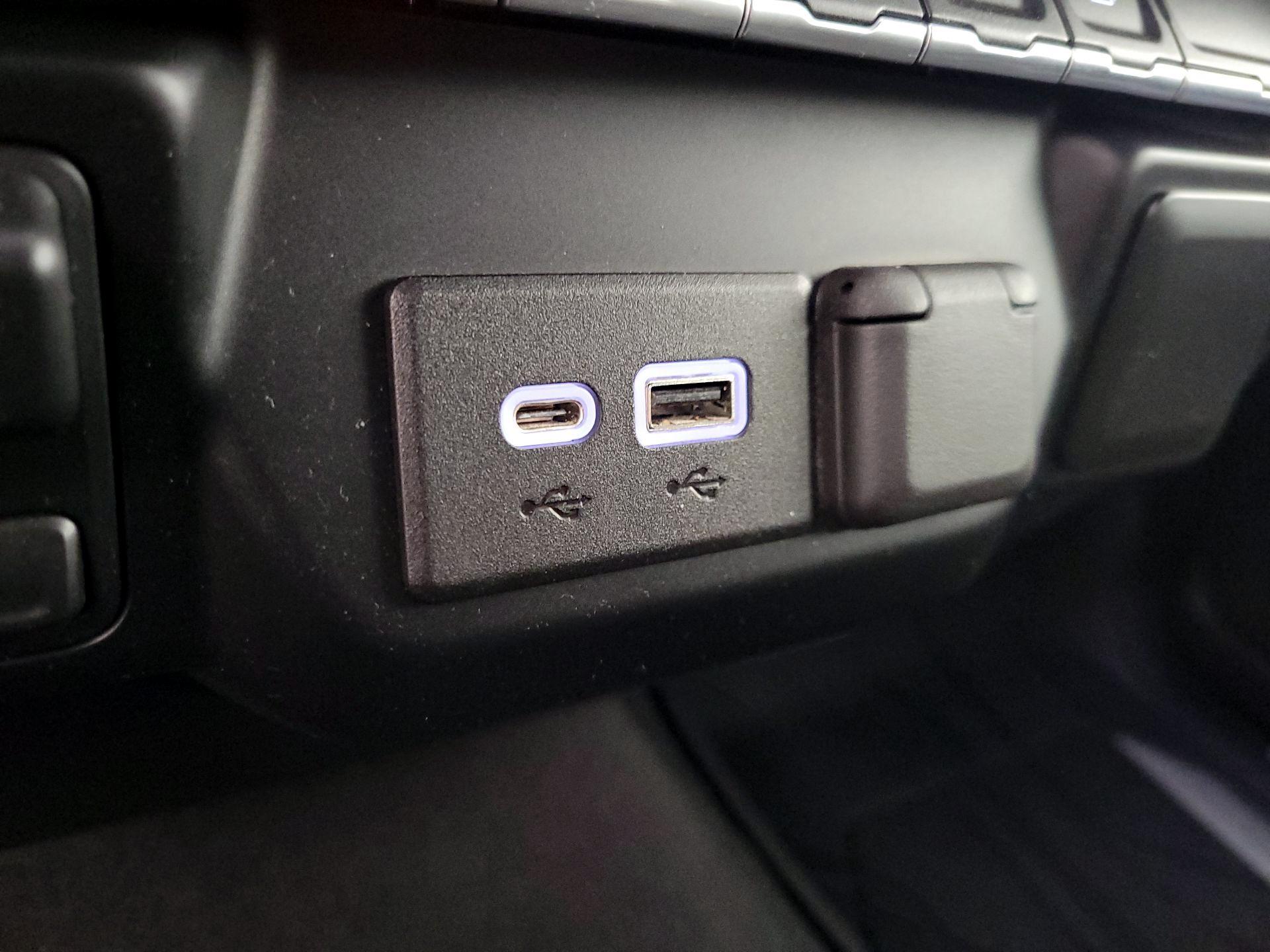 Thumbnail: 2019 Chevrolet Silverado 1500 - 18