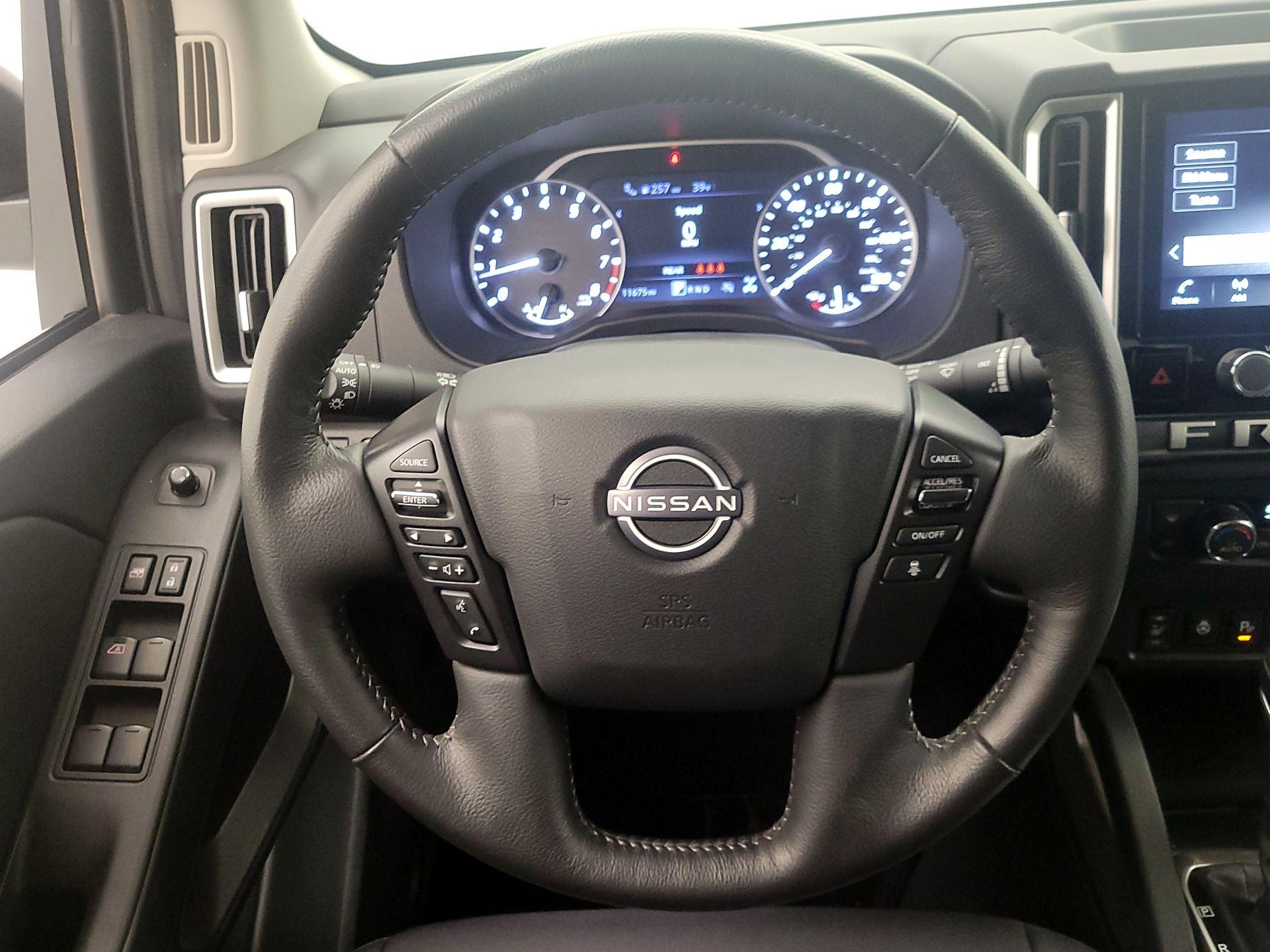 Thumbnail: 2025 Nissan Frontier - 10