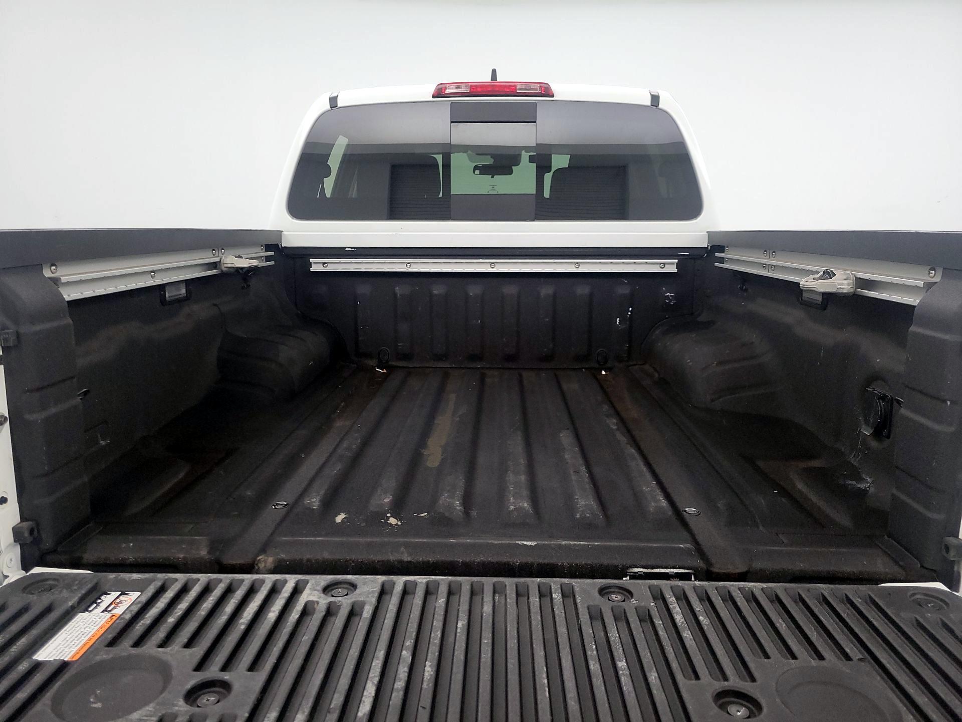 Thumbnail: 2025 Nissan Frontier - 20