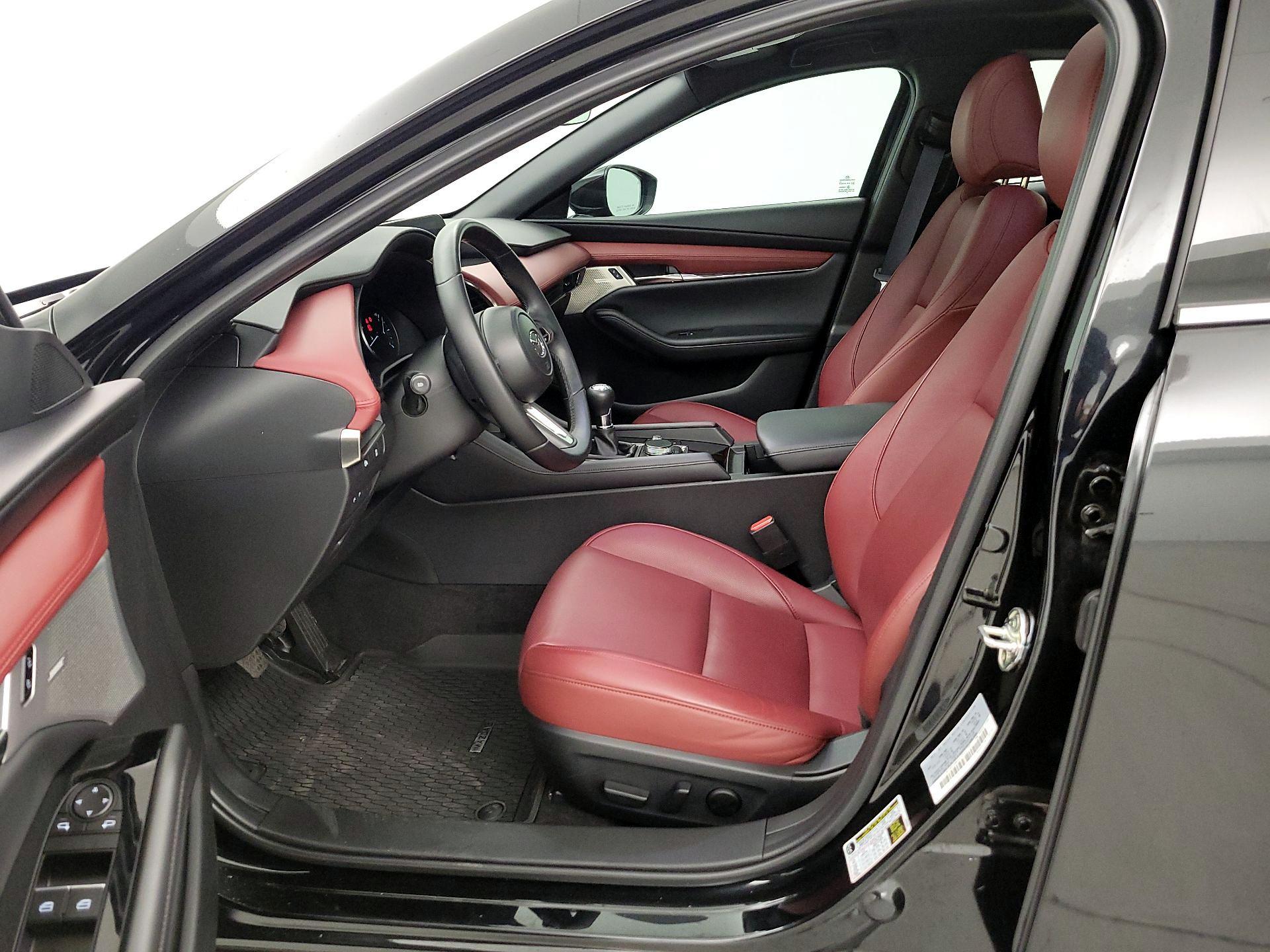 Thumbnail: 2025 Mazda Mazda3 - 11