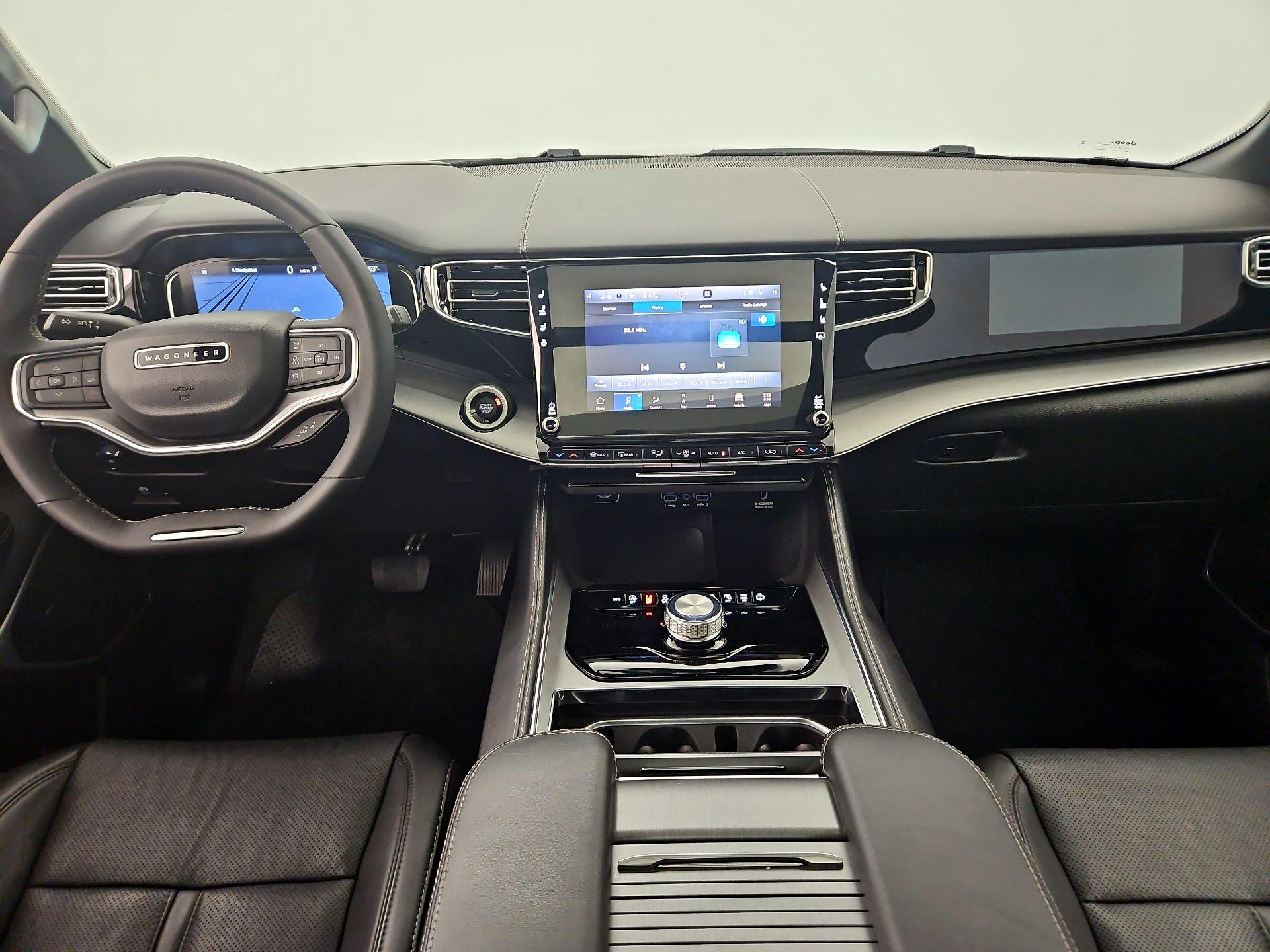 Thumbnail: 2023 Jeep Wagoneer - 9