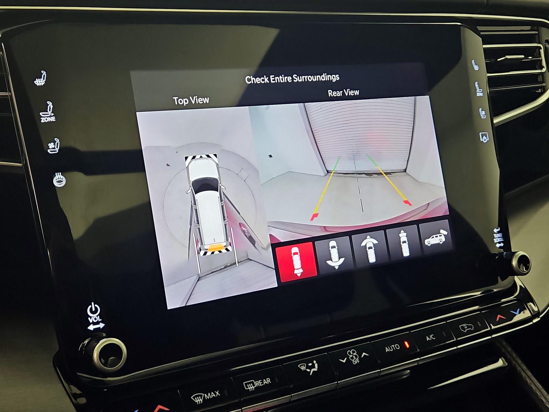 Thumbnail: 2023 Jeep Wagoneer - 15