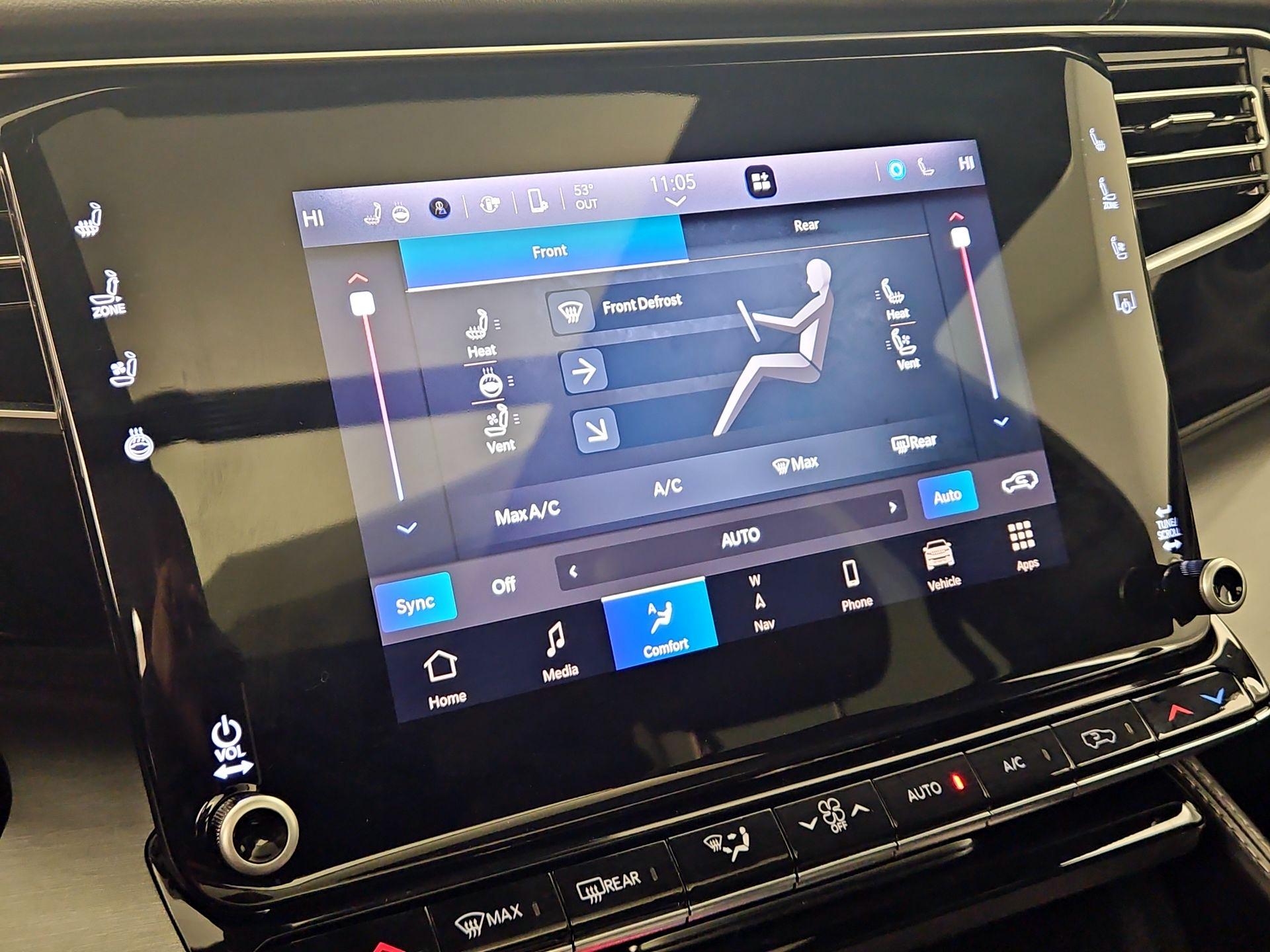 Thumbnail: 2023 Jeep Wagoneer - 17