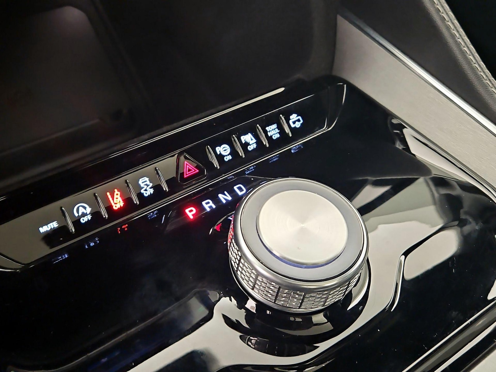 2023 Jeep Wagoneer Series II - Photo 19