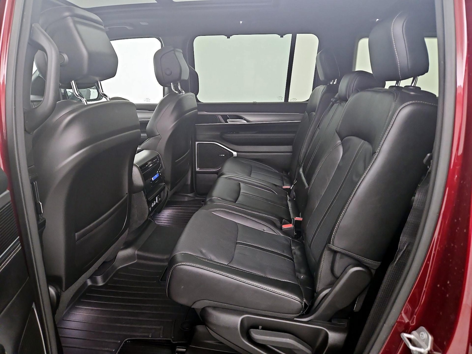 2023 Jeep Wagoneer Series II - Photo 22