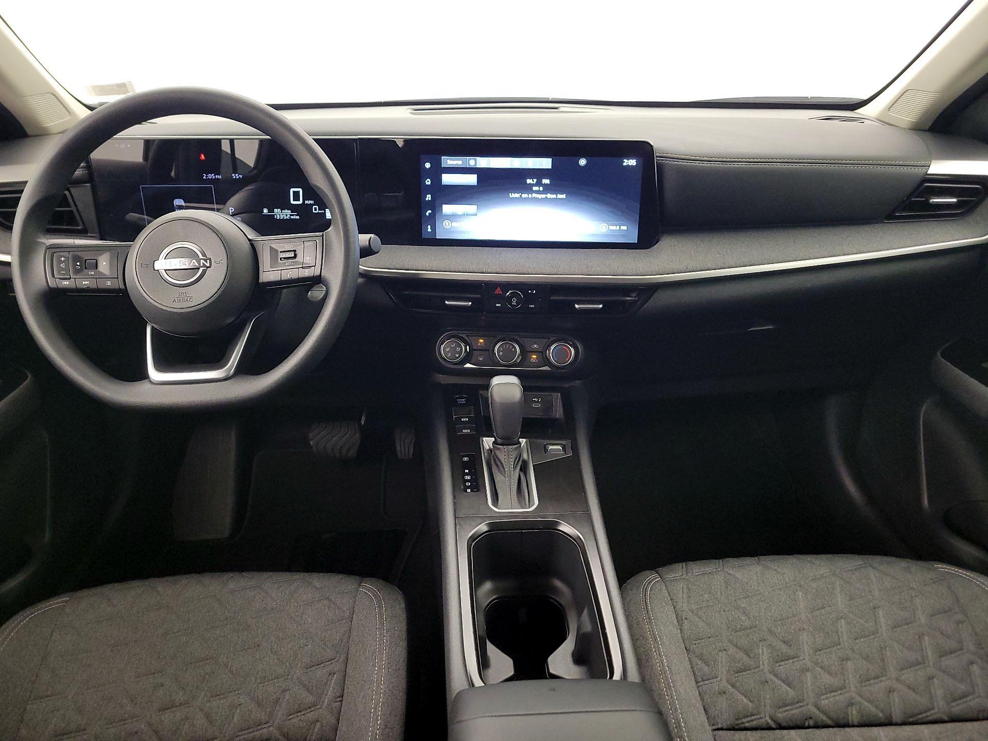 Thumbnail: 2025 Nissan Kicks - 9