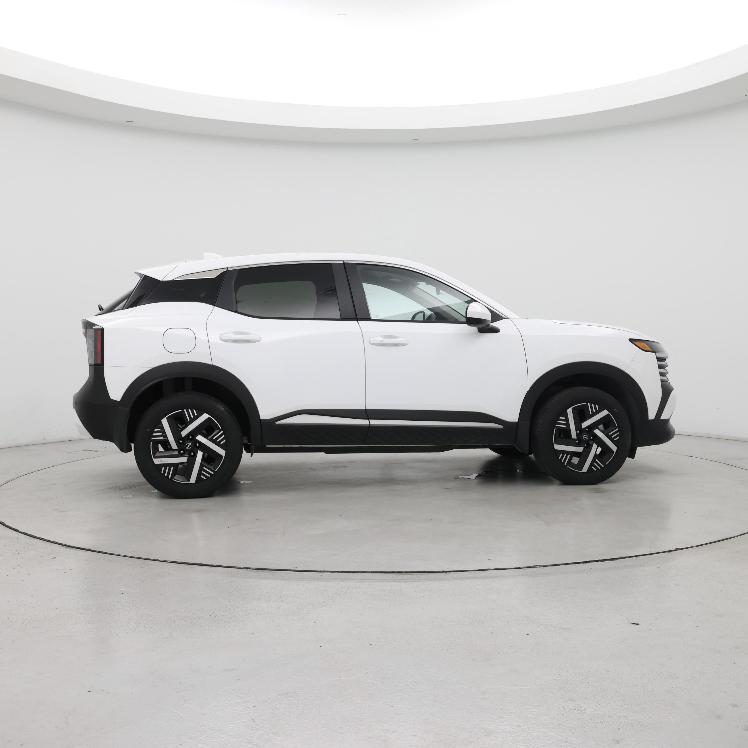 Thumbnail: 2025 Nissan Kicks - 7