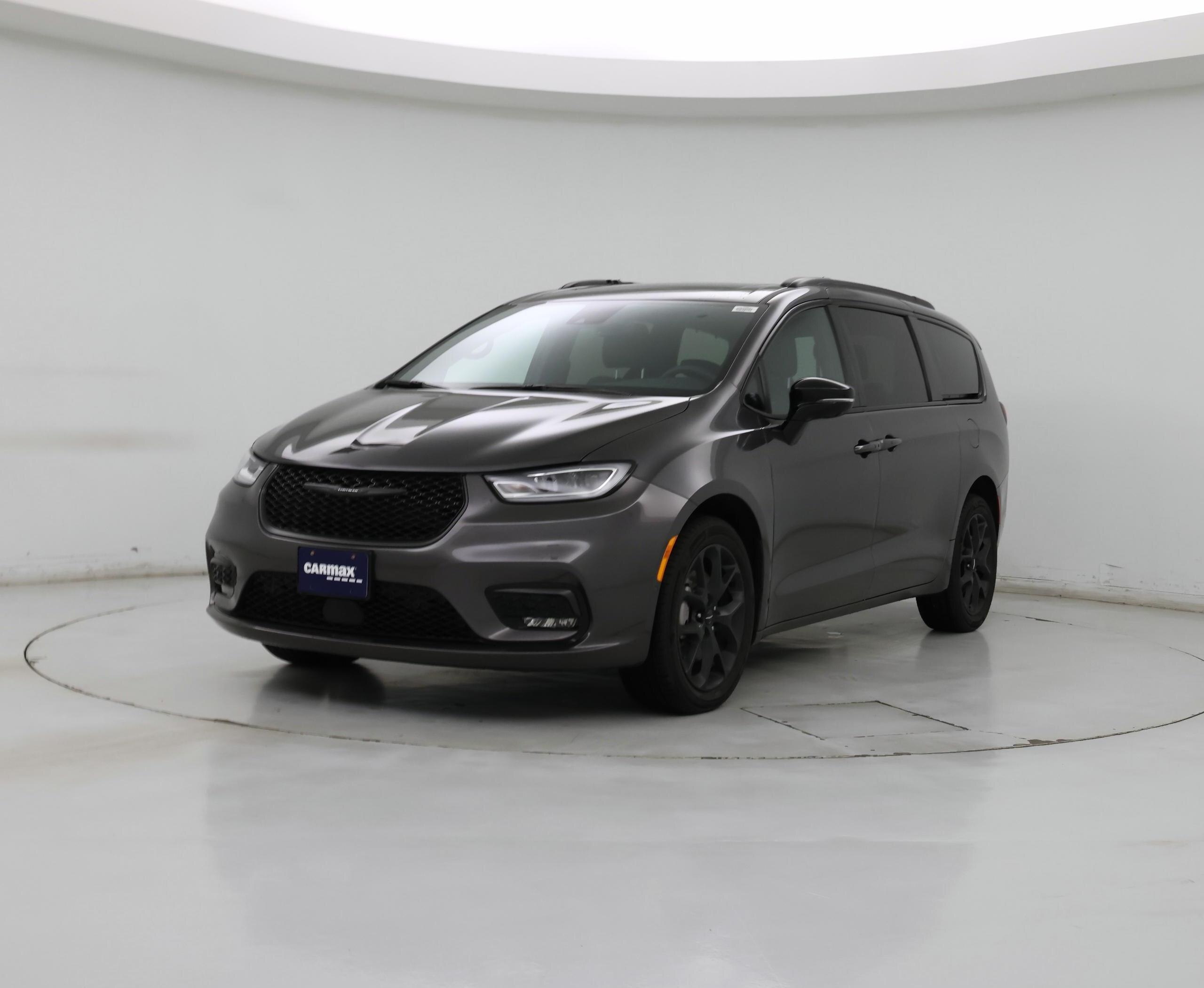 Thumbnail: 2023 Chrysler Pacifica - 4