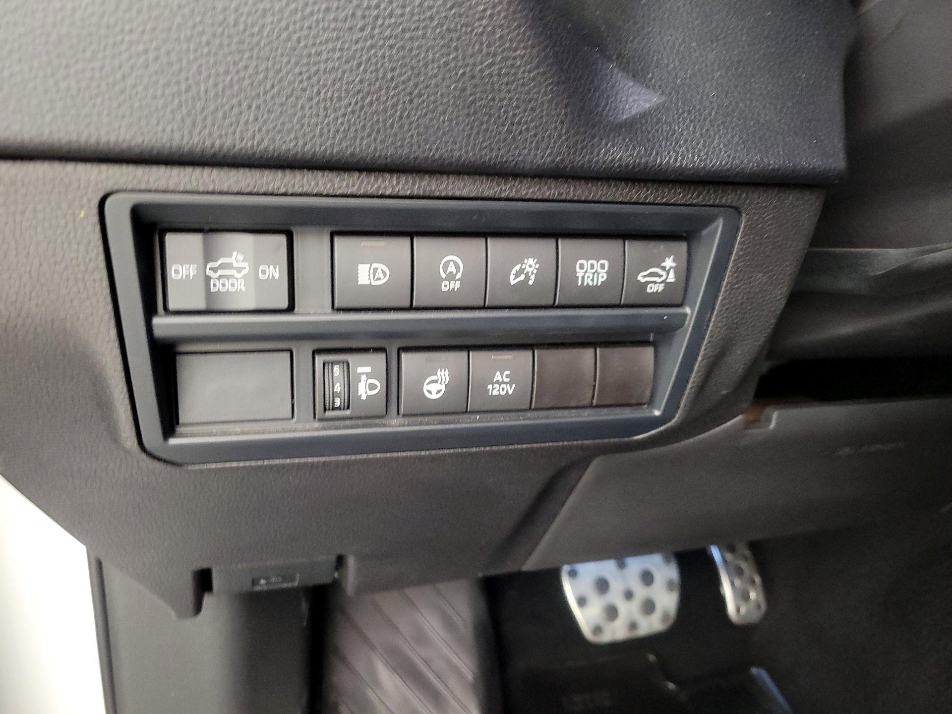 Thumbnail: 2025 Toyota Tundra - 13