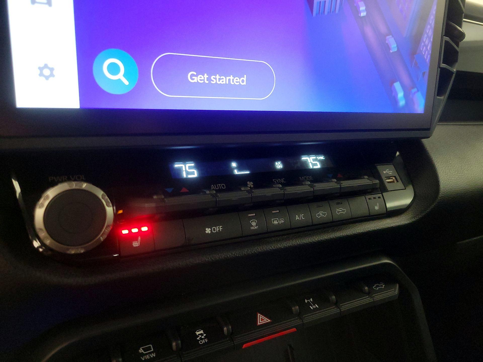 Thumbnail: 2025 Toyota Tundra - 16