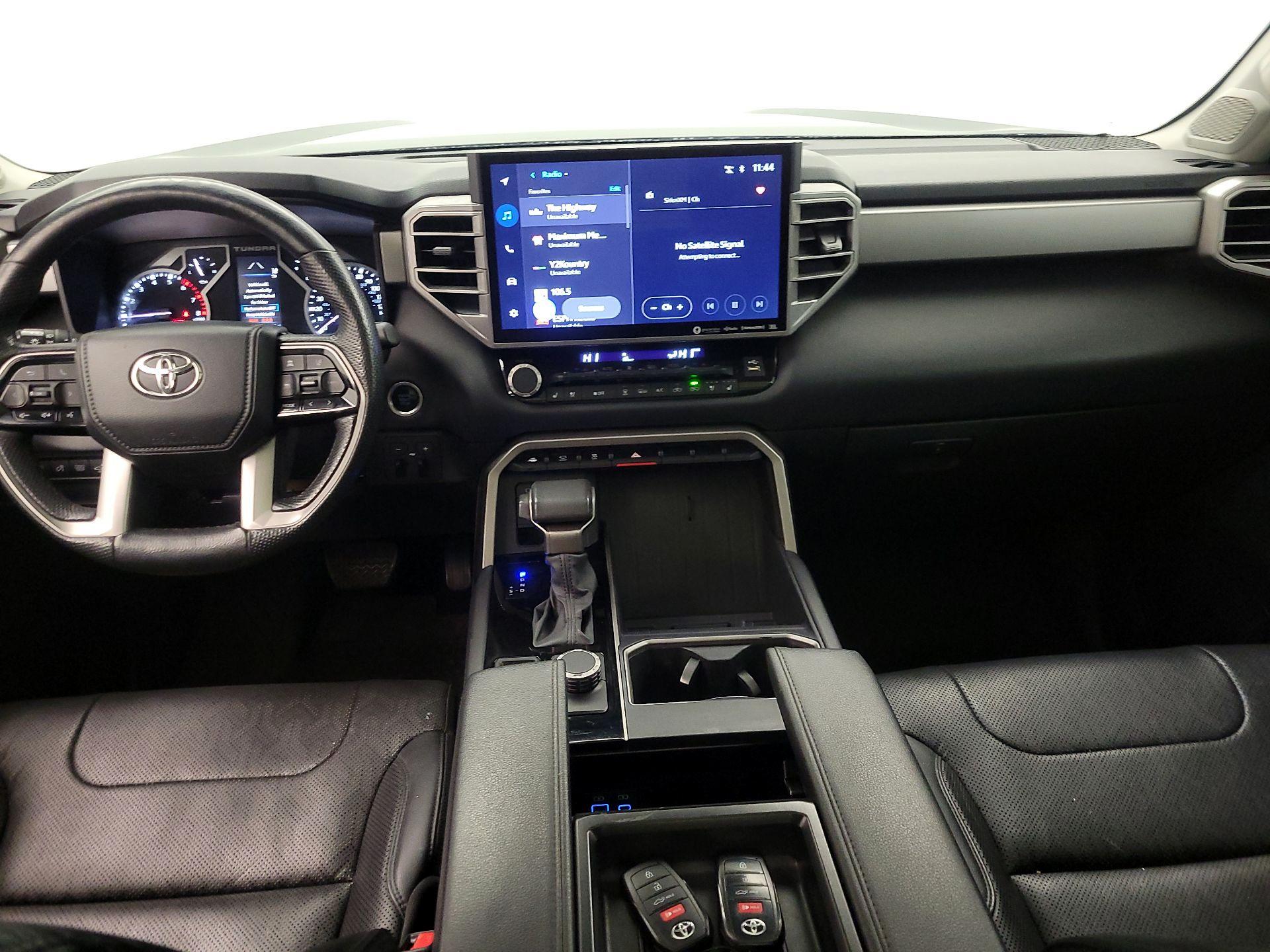 Thumbnail: 2022 Toyota Tundra - 9