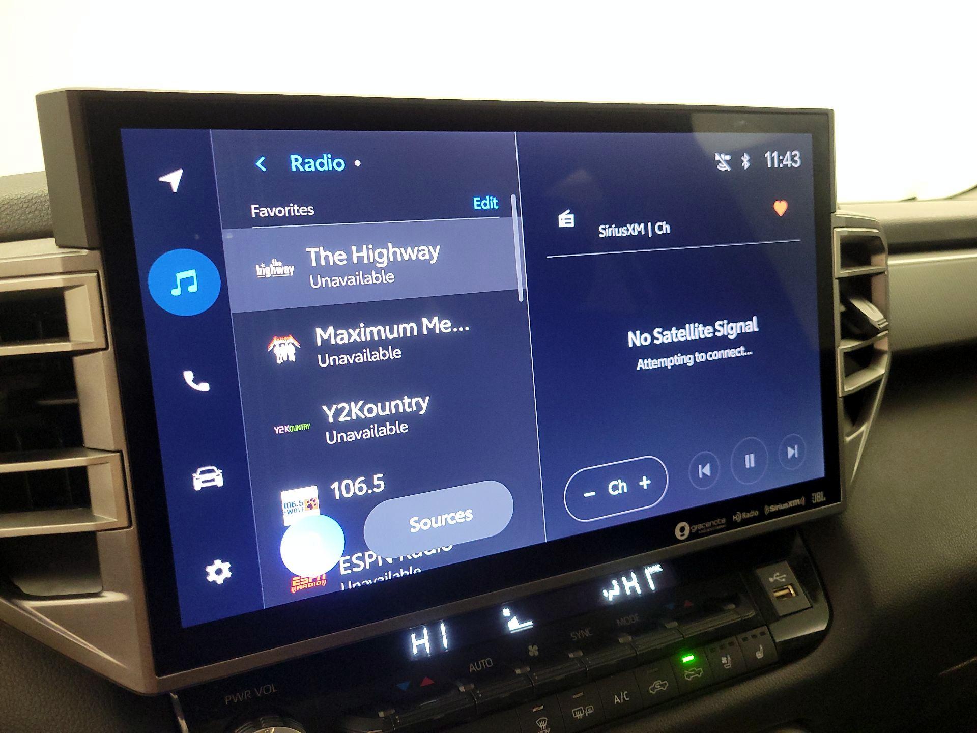 Thumbnail: 2022 Toyota Tundra - 15