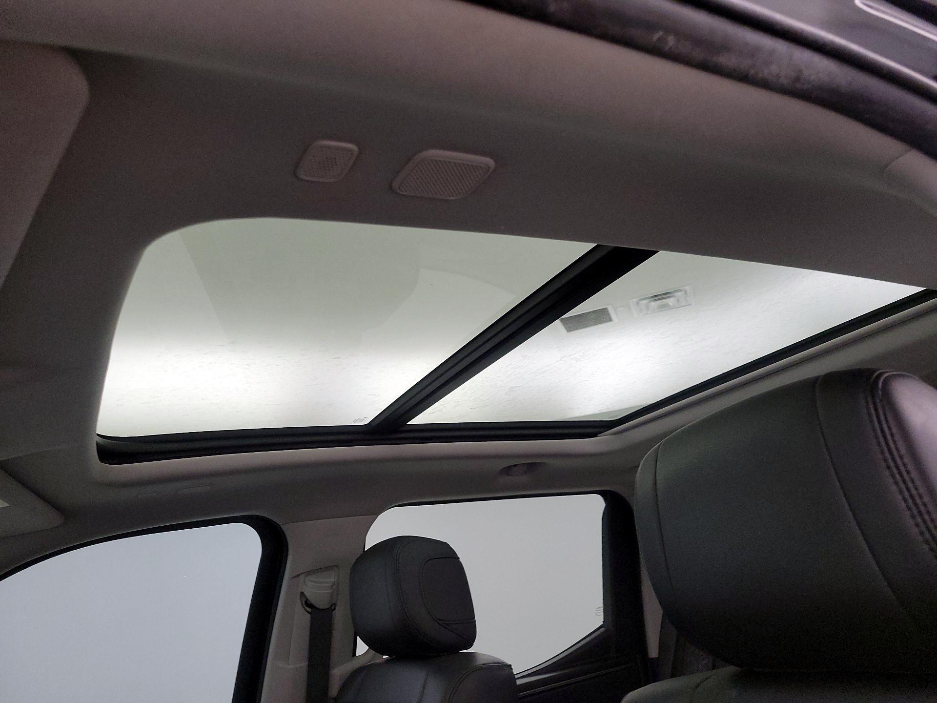 Thumbnail: 2022 Toyota Tundra - 19