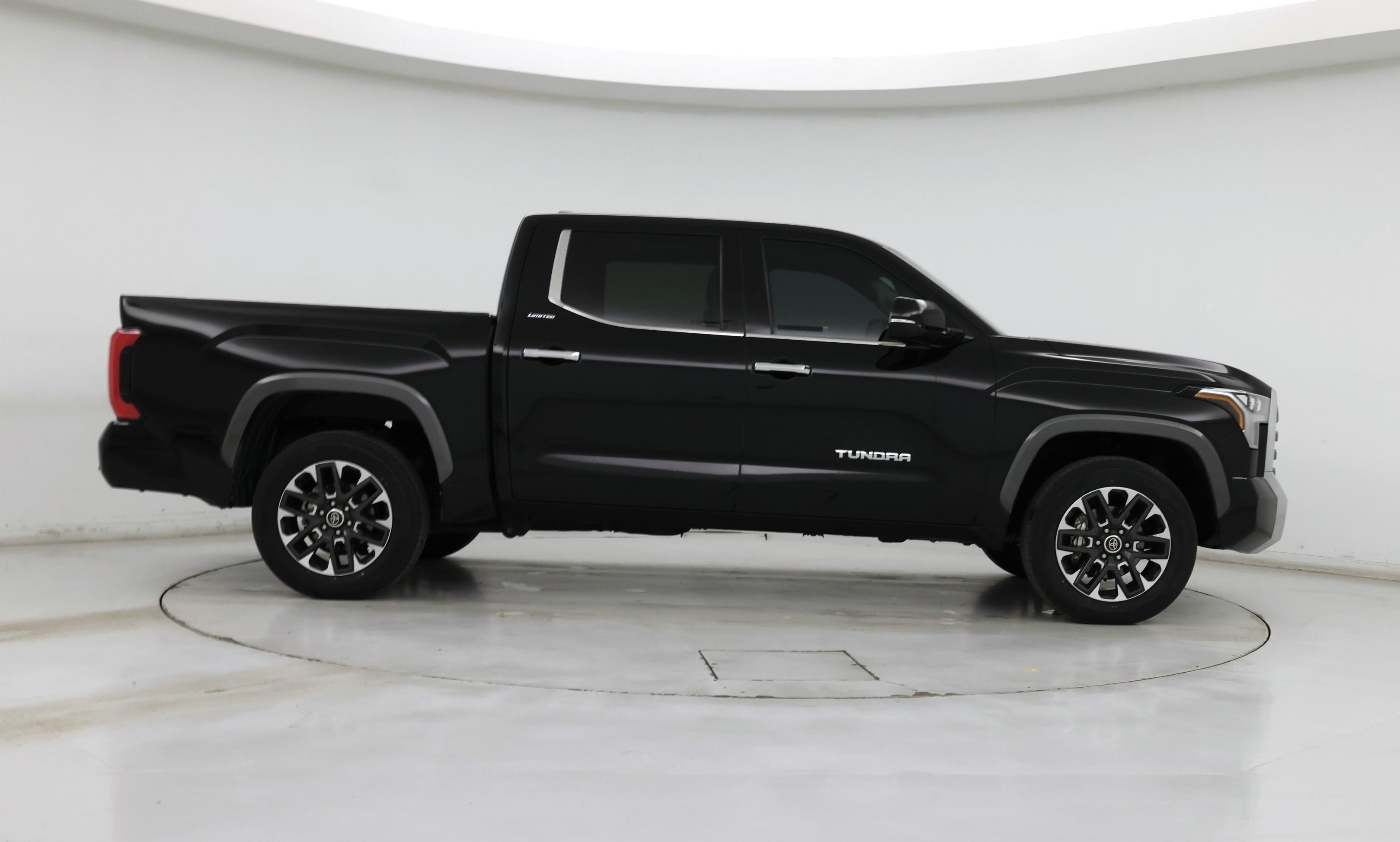 Thumbnail: 2022 Toyota Tundra - 7