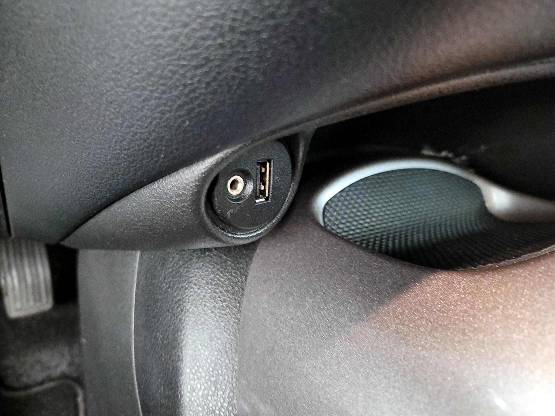 Thumbnail: 2015 Nissan Juke - 18