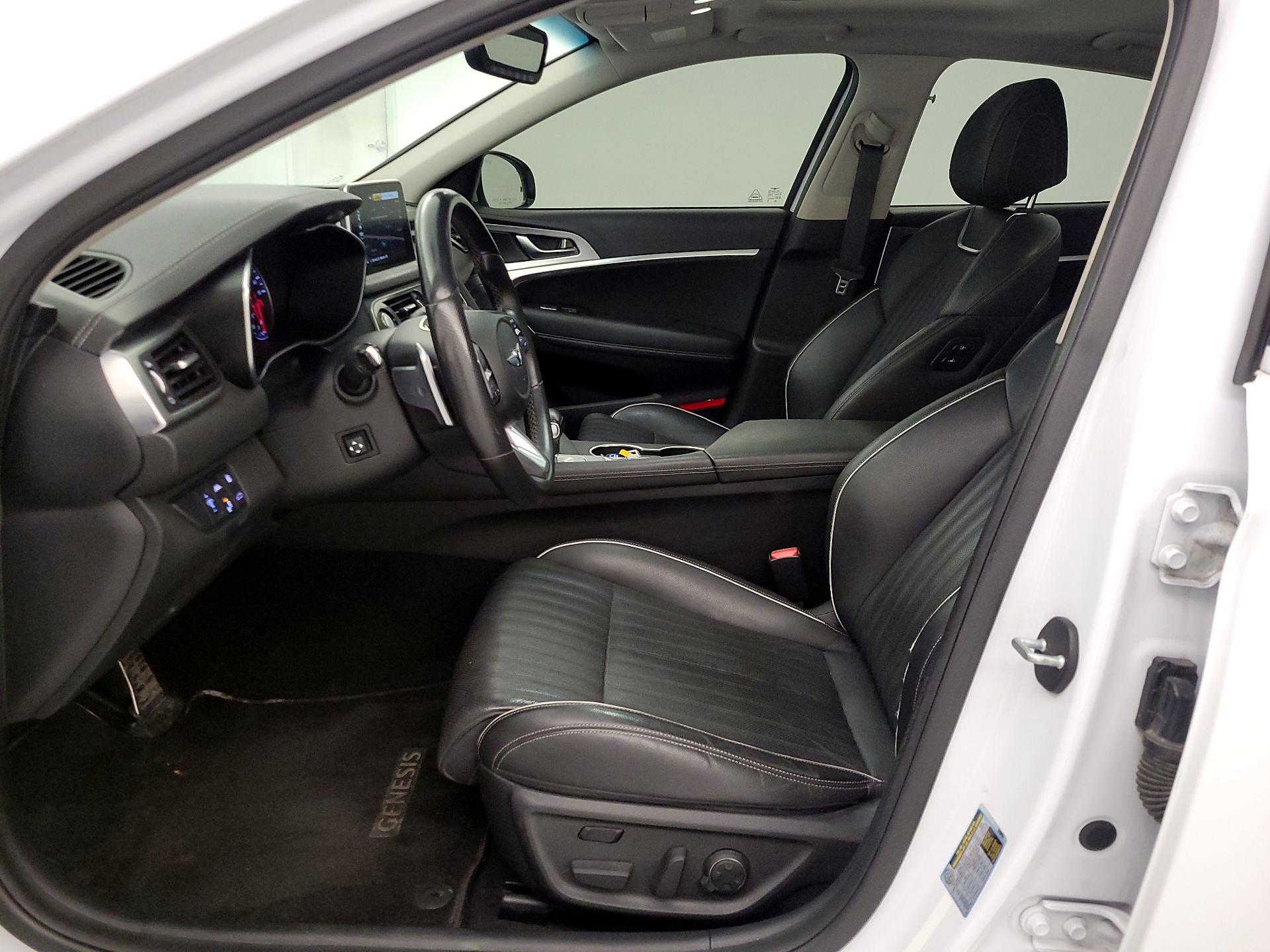 Thumbnail: 2019 Genesis G70 - 11