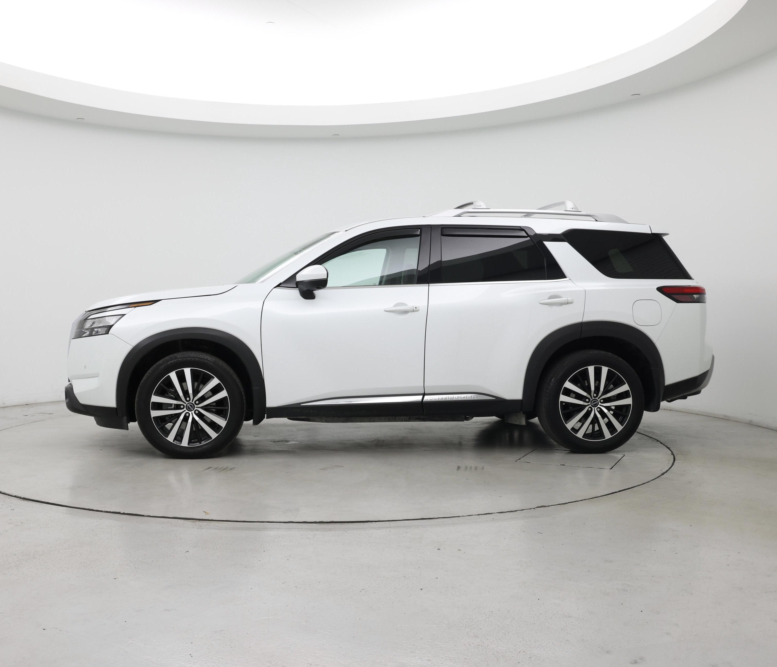 Thumbnail: 2025 Nissan Pathfinder - 3